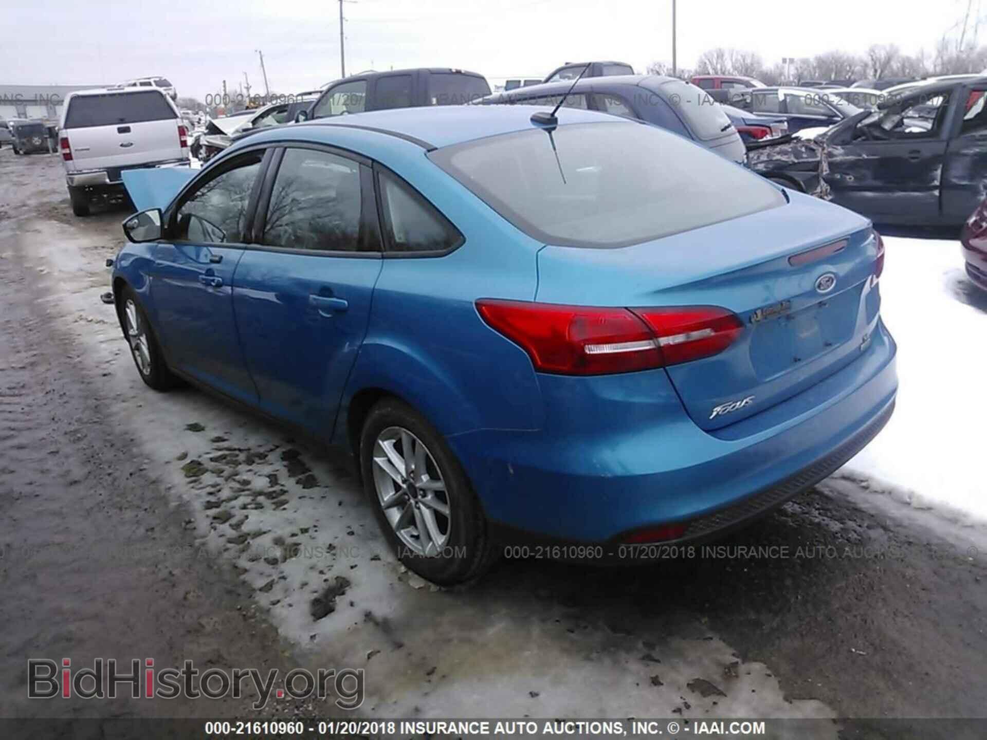2015 Ford Focus - VIN: 1FADP3FE6FL274253 - Photo 3