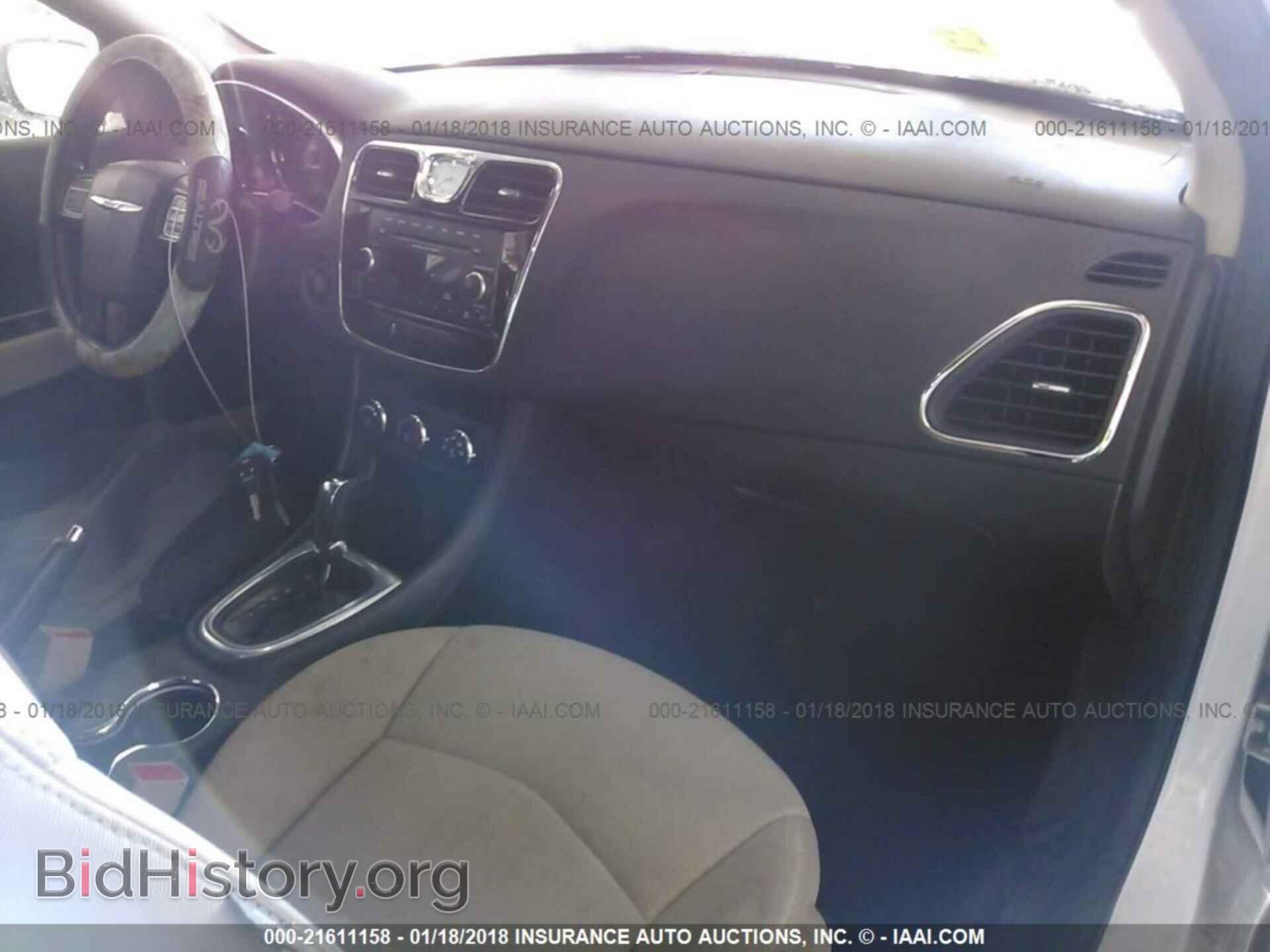 2013 Chrysler 200 - VIN: 1C3CCBAB0DN670354 - Фото 5