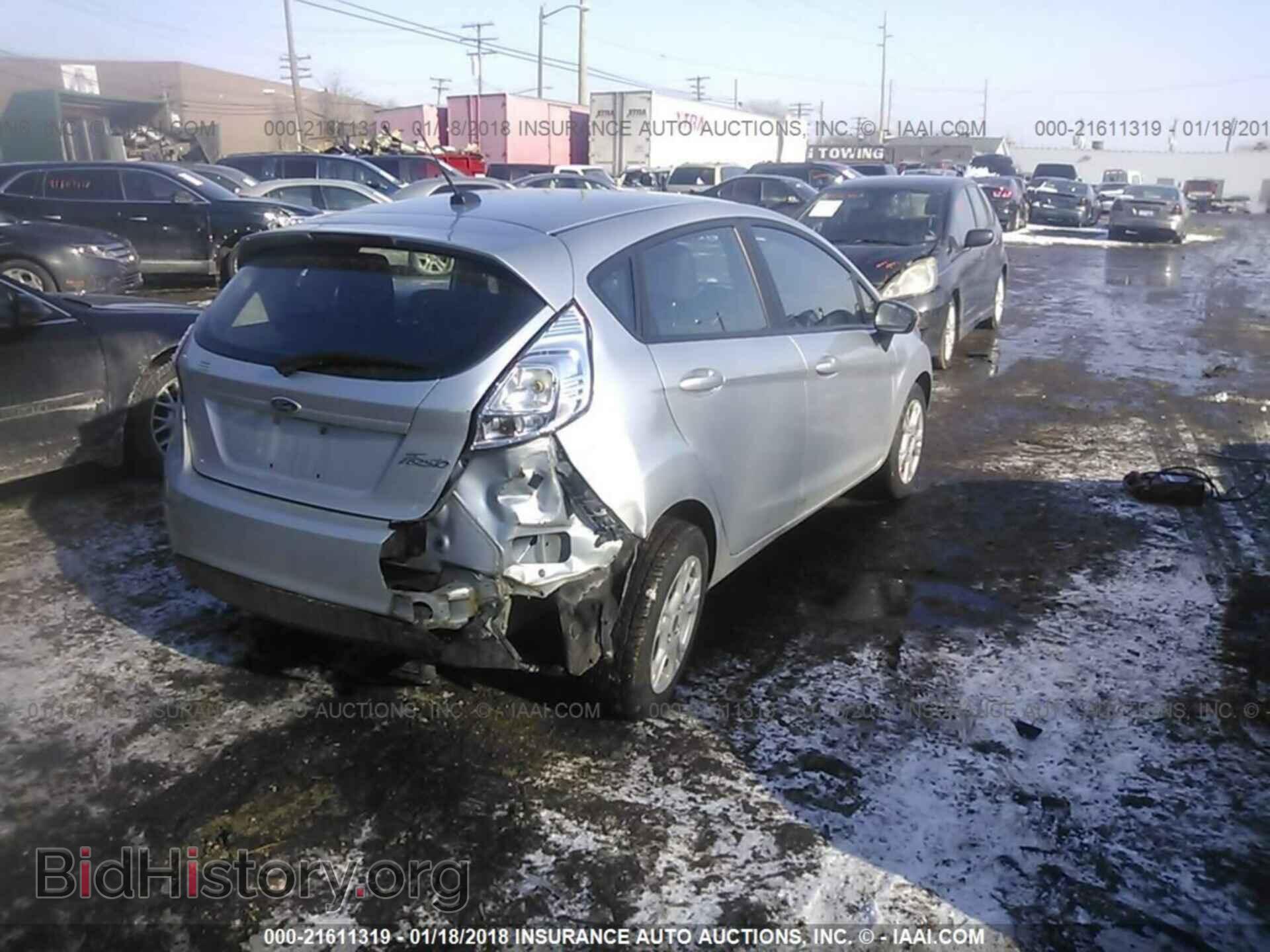 2015 Ford Fiesta - VIN: 3FADP4EJ0FM208381 - Фото 4