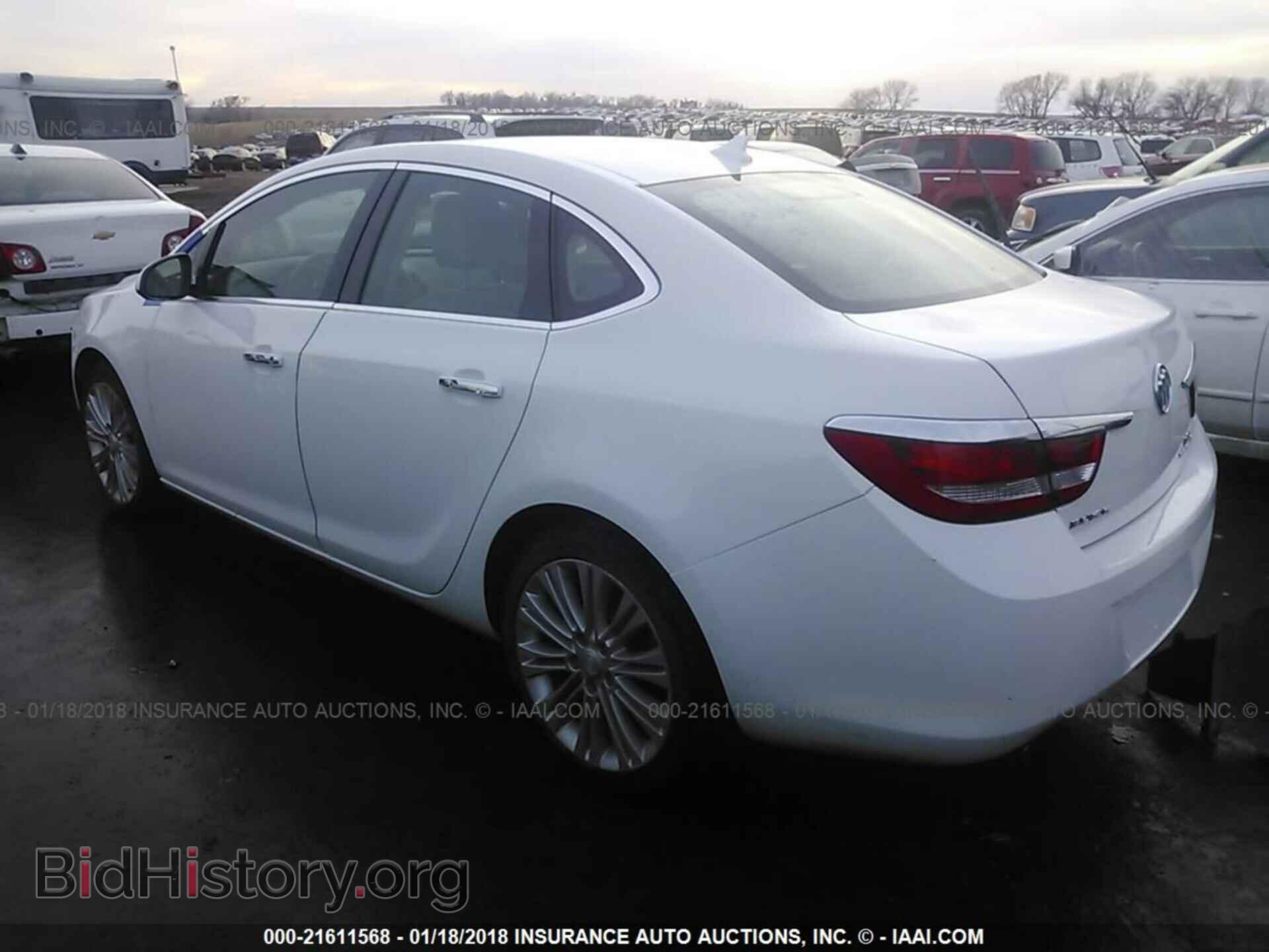 2014 Buick Verano - VIN: 1G4PP5SK8E4145448 - Photo 3