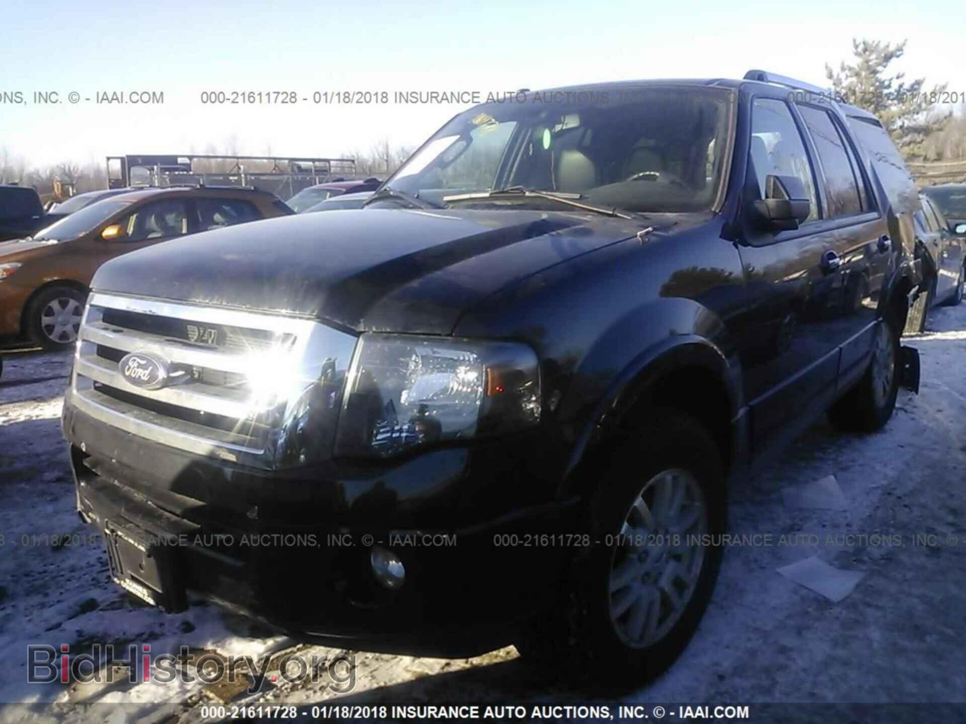 2014 Ford Expedition - VIN: 1FMJU2A59EEF22744 - Photo 2