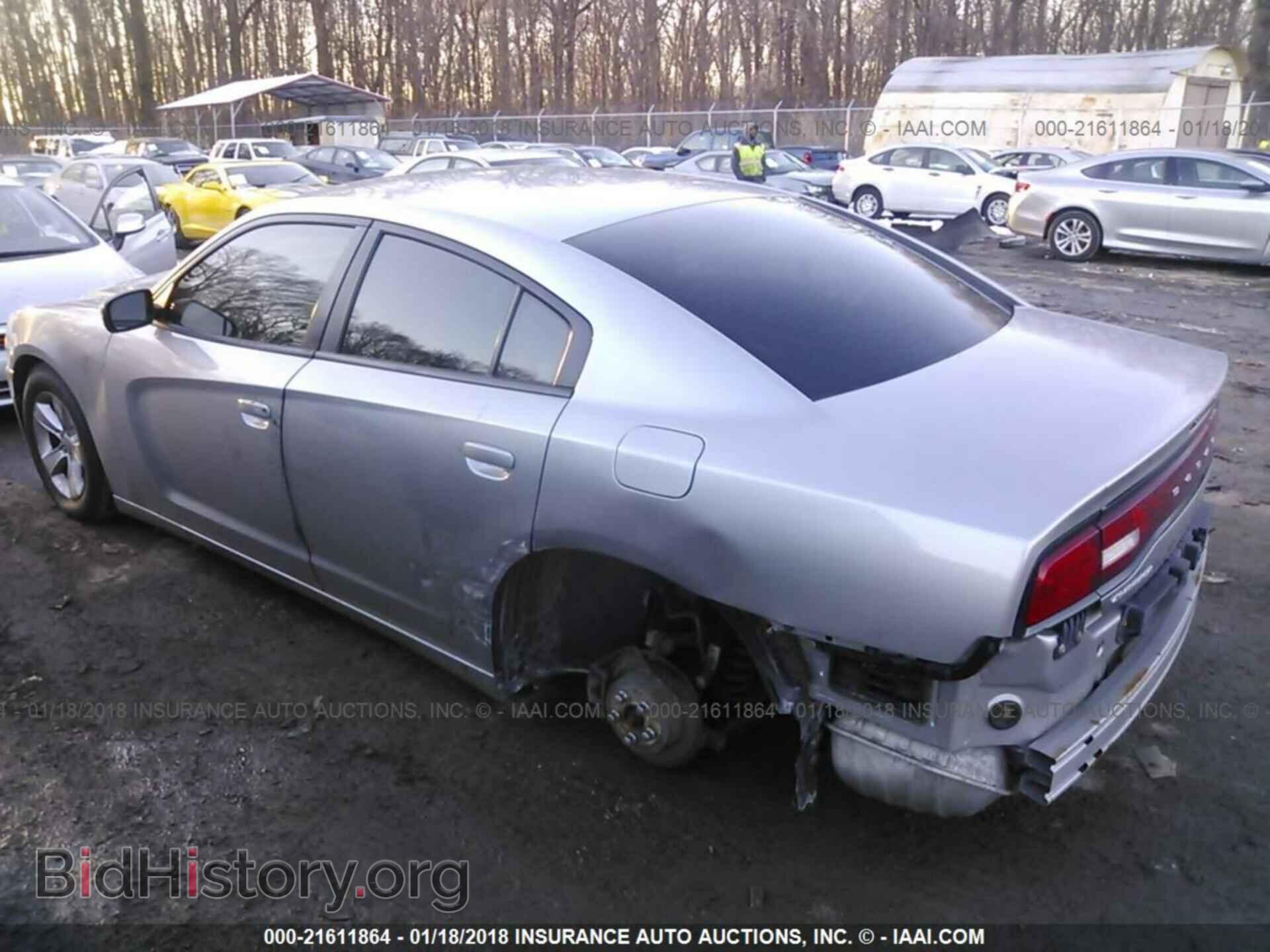 2011 Dodge Charger - VIN: 2B3CL3CG0BH519631 - Фото 3