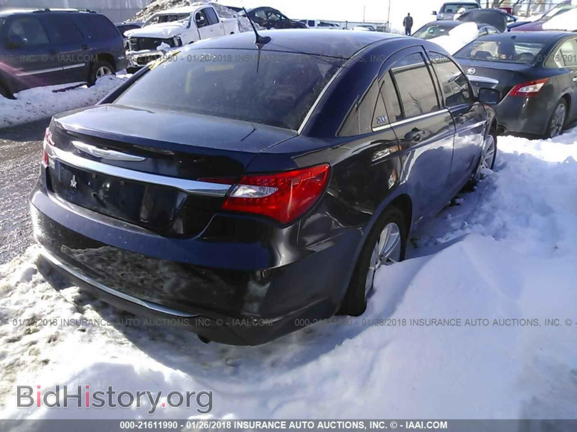 2012 Chrysler 200 - VIN: 1C3CCBBB6CN189084 - Фото 4