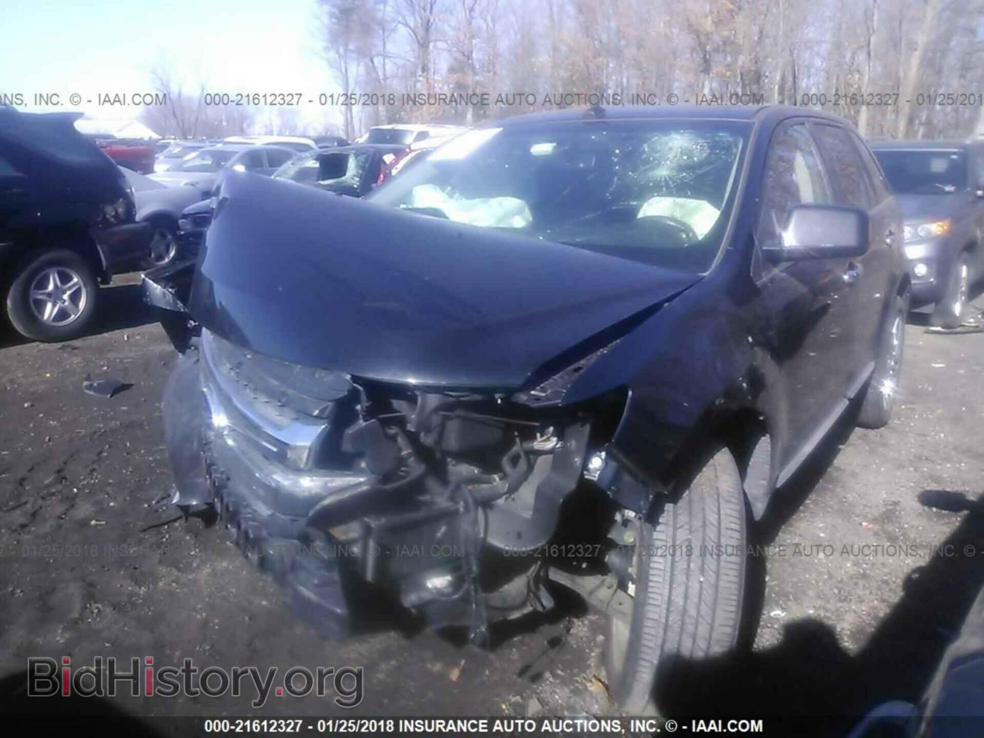 2011 Ford Edge - VIN: 2FMDK3KC2BBA41702 - Photo 2