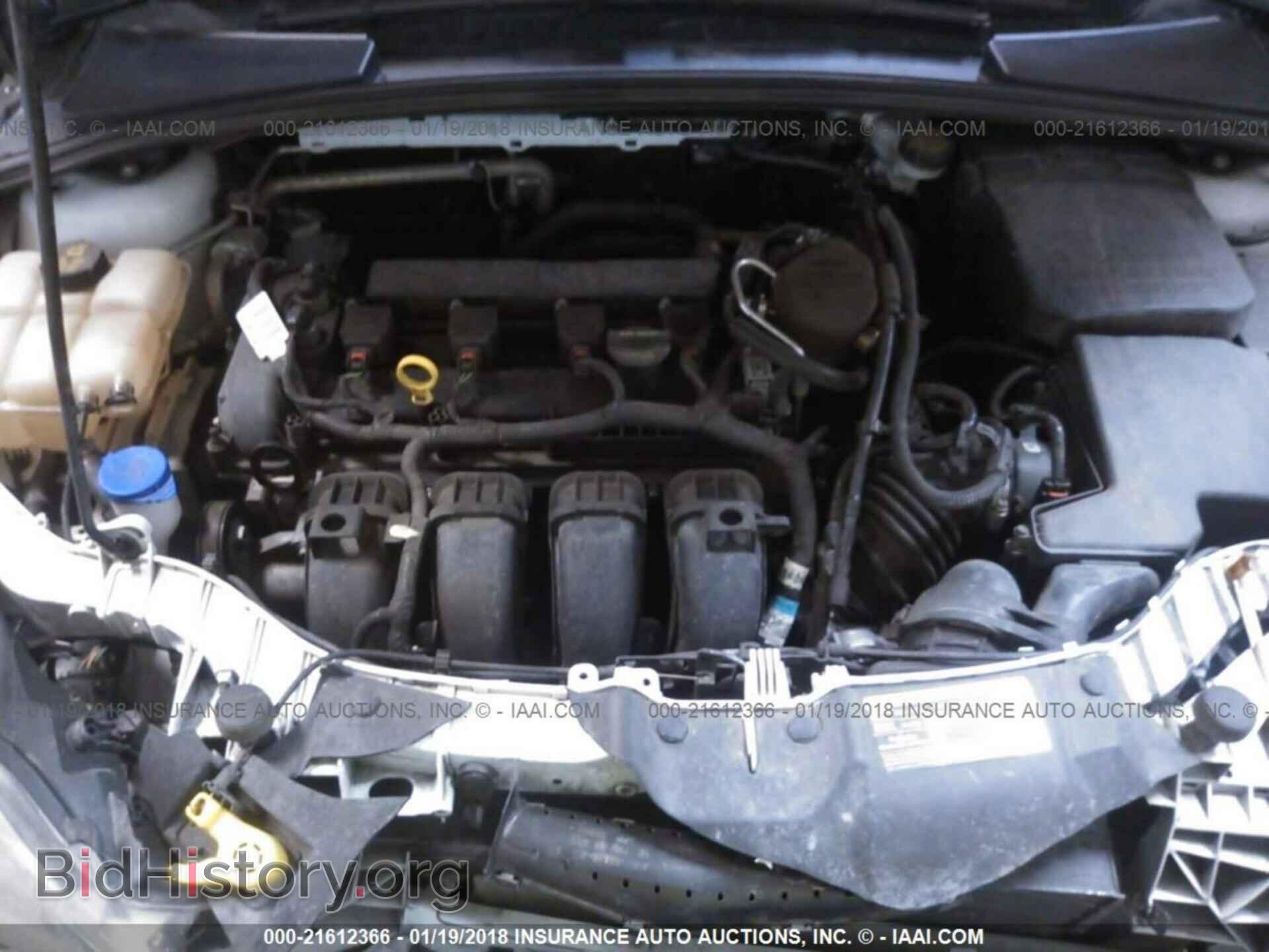 2014 Ford Focus - VIN: 1FADP3F2XEL176086 - Photo 10