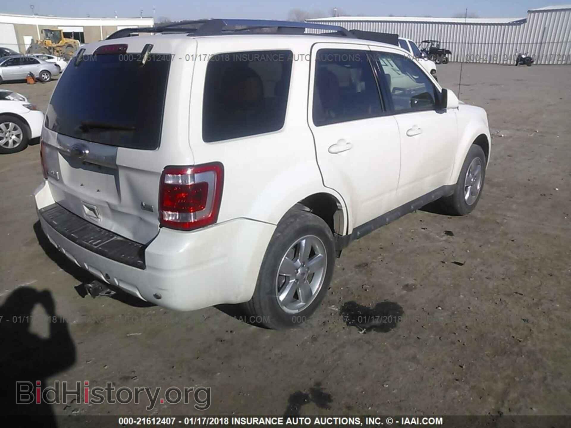2012 Ford Escape - VIN: 1FMCU9EG3CKB17474 - Photo 4