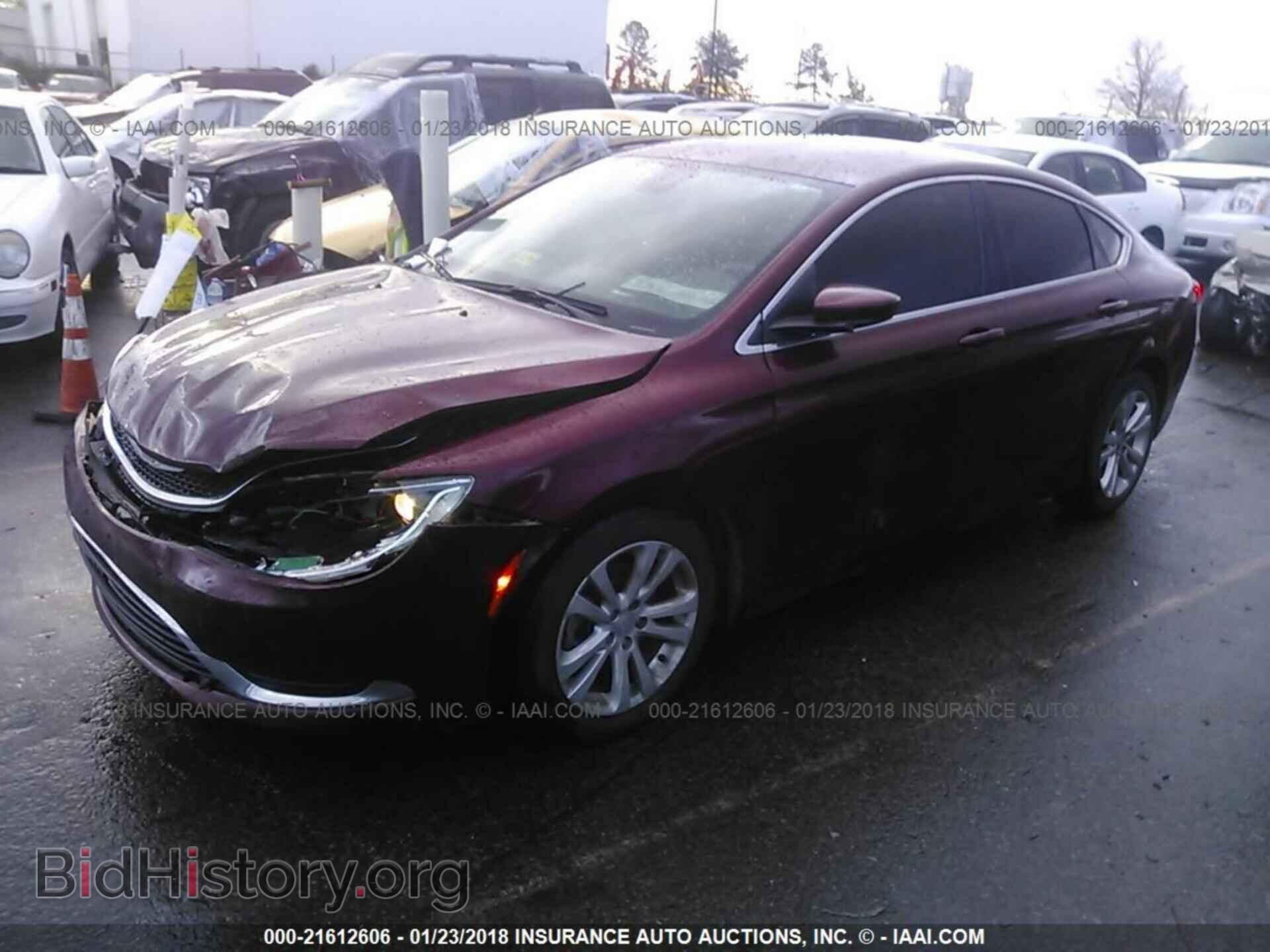 2015 Chrysler 200 - VIN: 1C3CCCAB5FN596177 - Photo 2