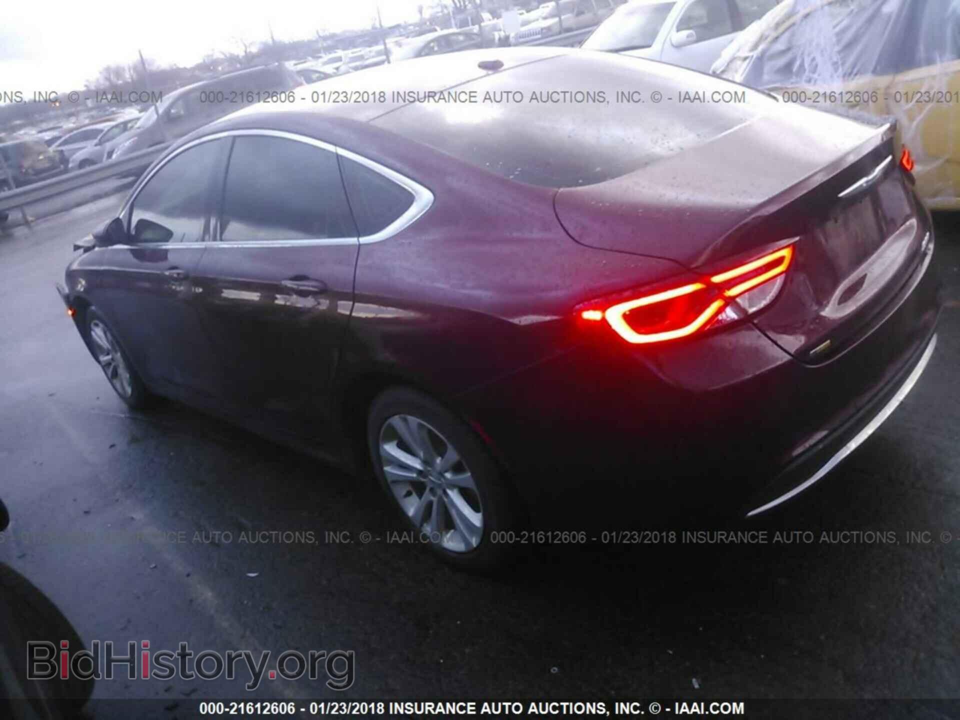 2015 Chrysler 200 - VIN: 1C3CCCAB5FN596177 - Photo 3