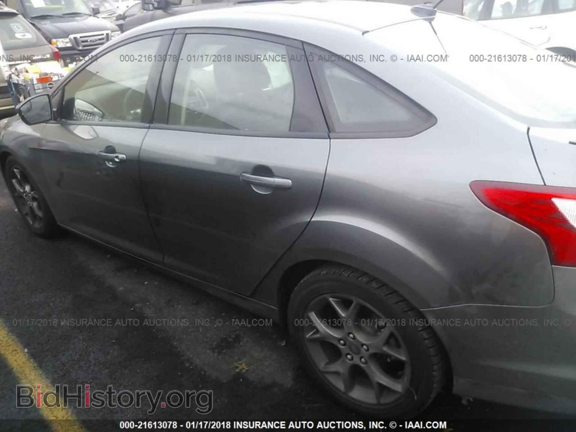 2013 Ford Focus - VIN: 1FADP3F29DL235854 - Фото 3