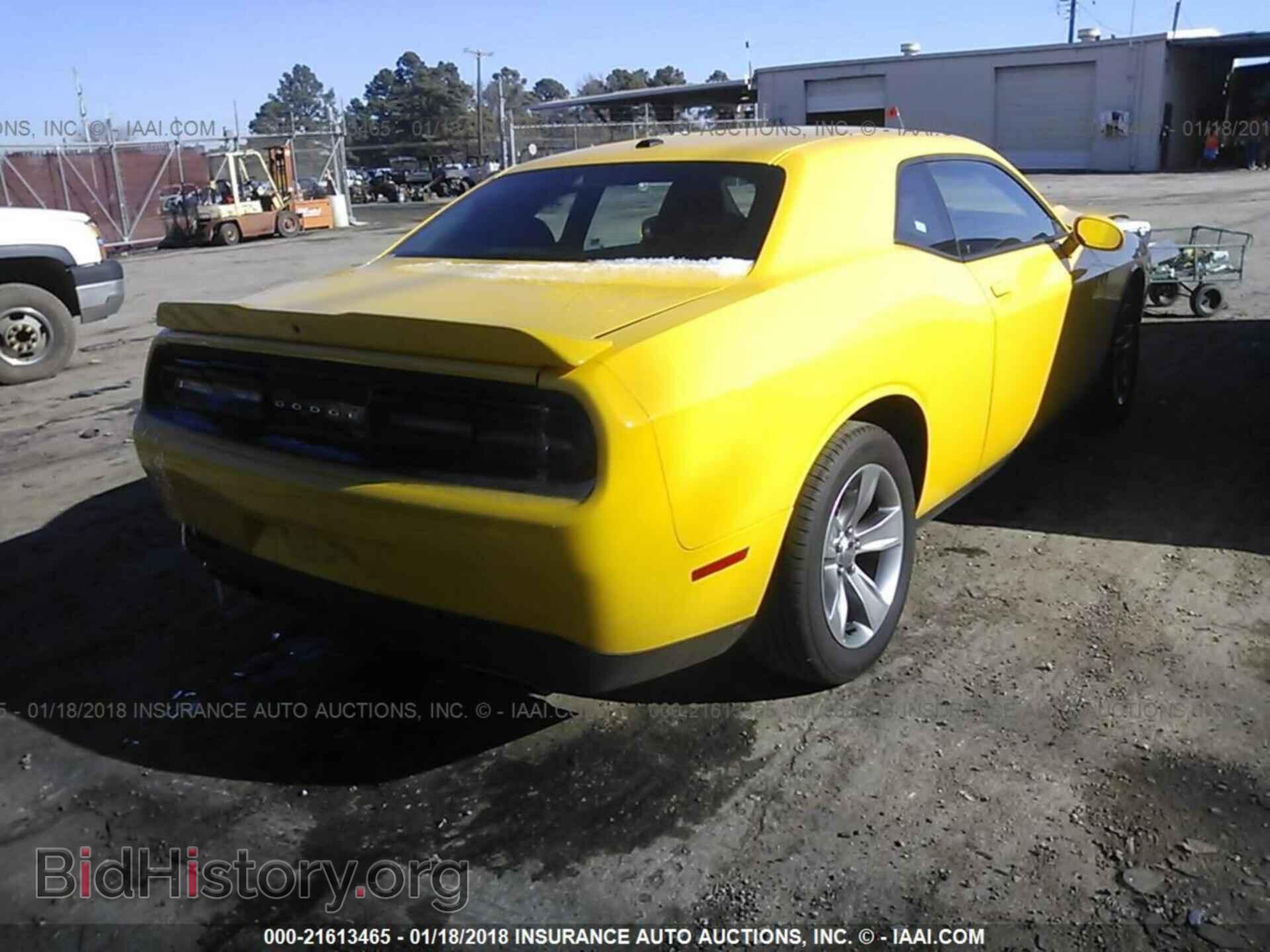 2018 Dodge Challenger - VIN: 2C3CDZAGXJH138325 - Photo 4