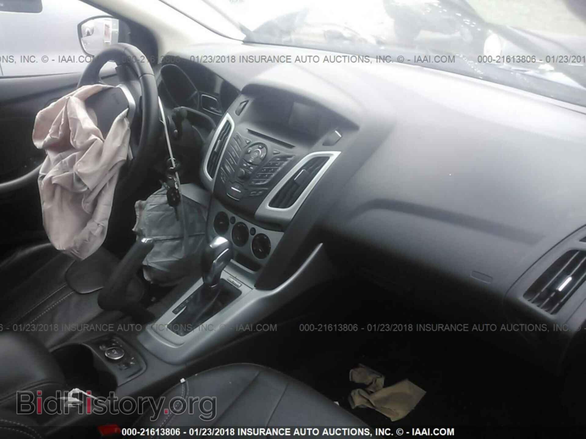 2014 Ford Focus - VIN: 1FADP3F27EL241184 - Фото 5