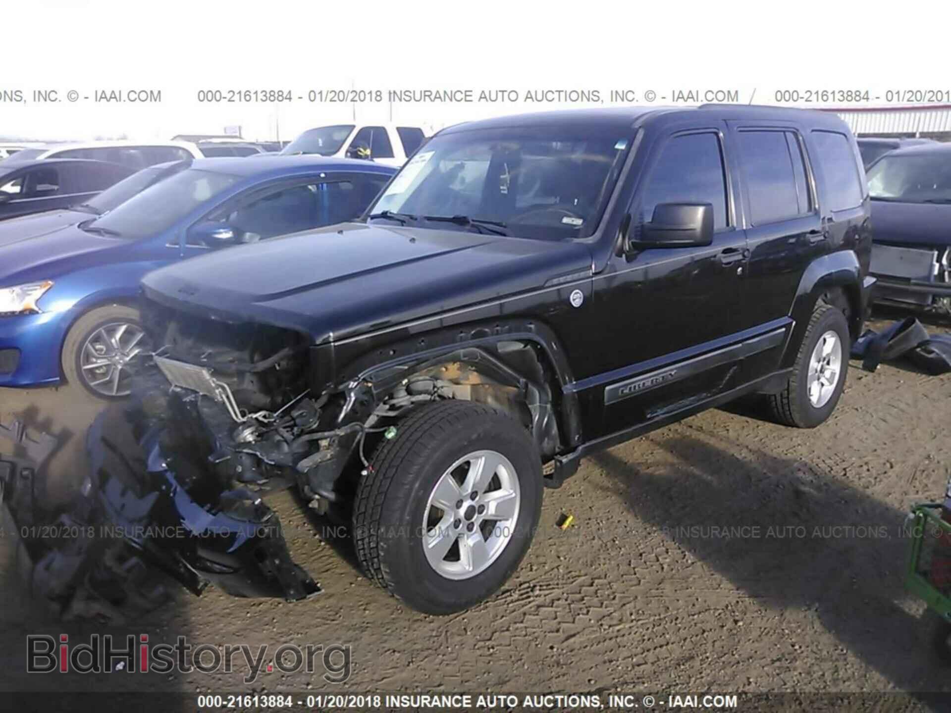 2012 Jeep Liberty - VIN: 1C4PJMAK0CW158407 - Фото 2