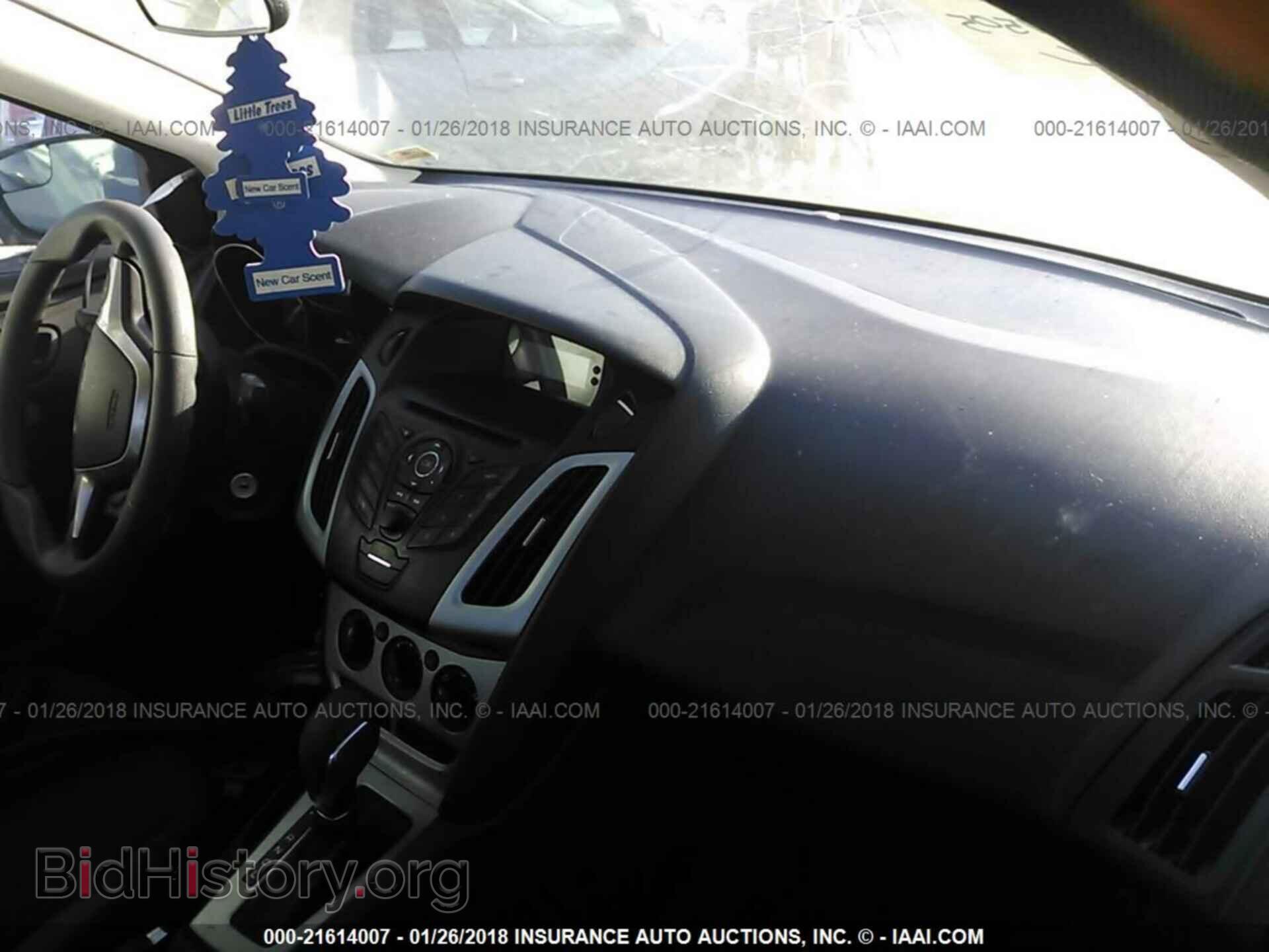 2012 Ford Focus - VIN: 1FAHP3F22CL268405 - Photo 5