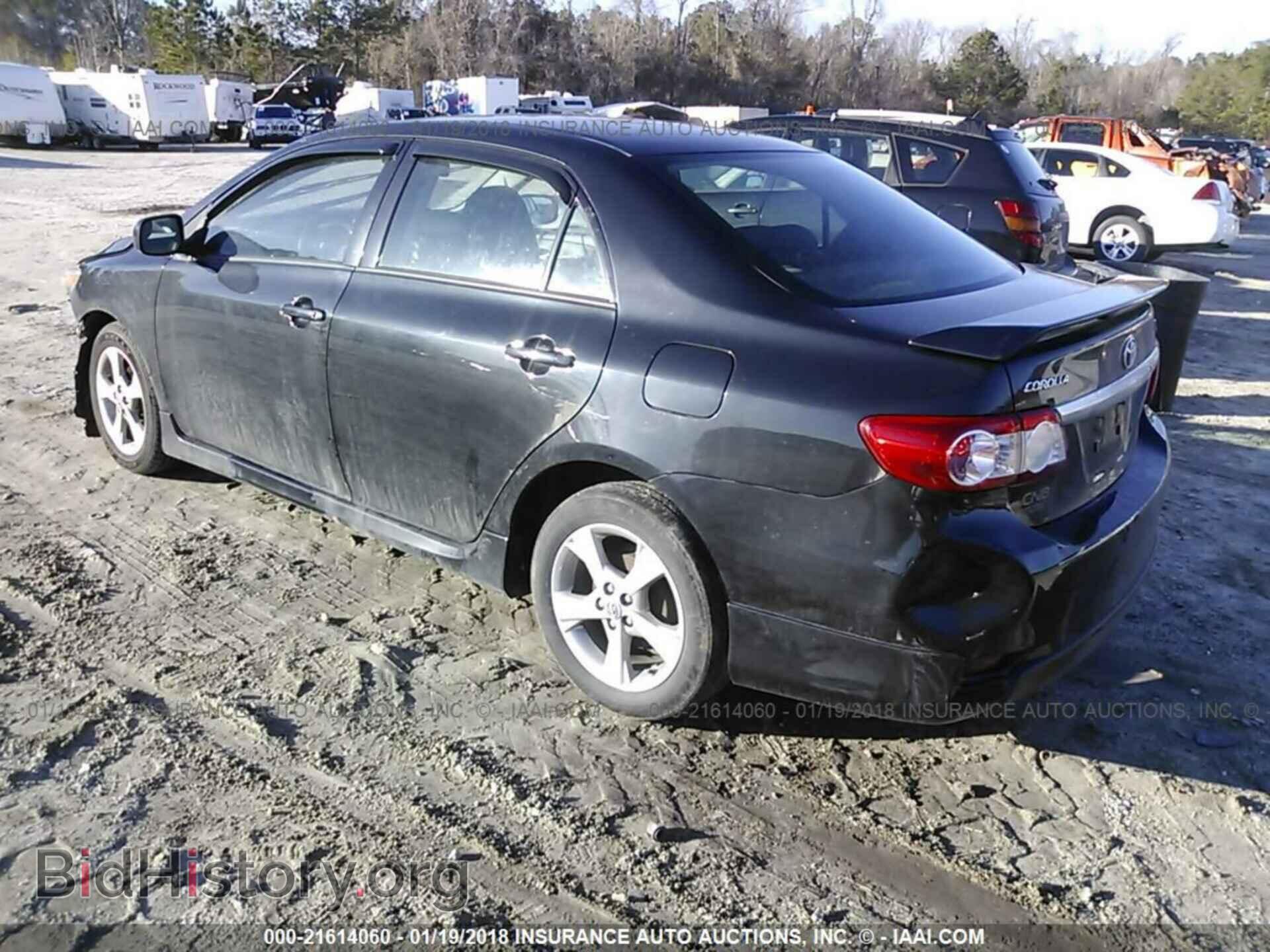2013 Toyota Corolla - VIN: 2T1BU4EE2DC988239 - Photo 3