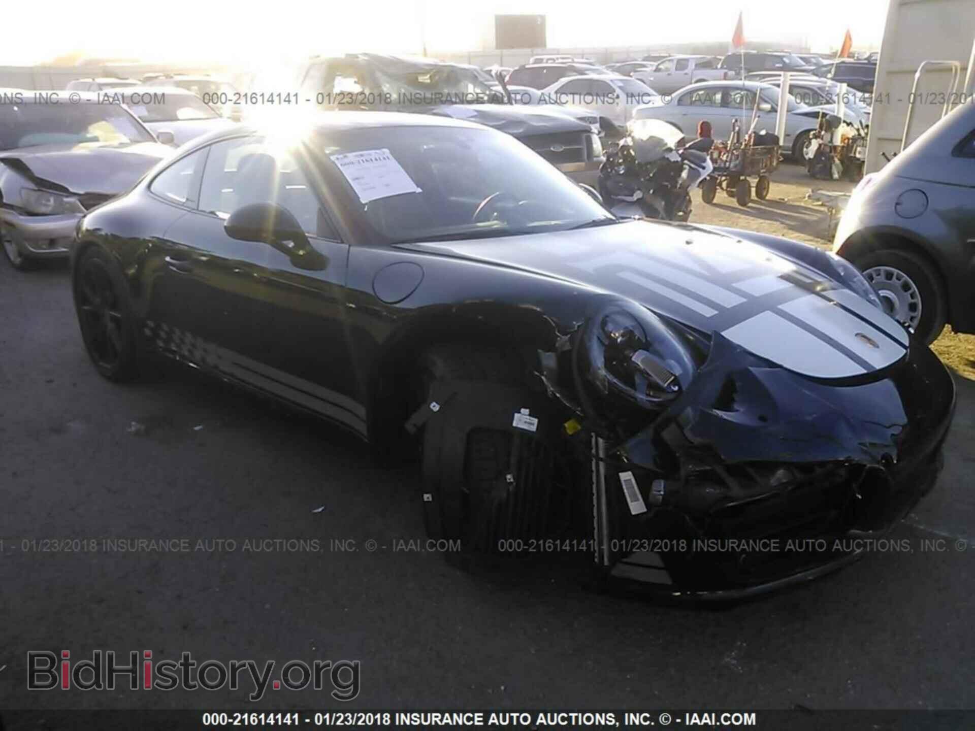 Фотография WP0AB2A90HS123403 - Porsche 911 2017