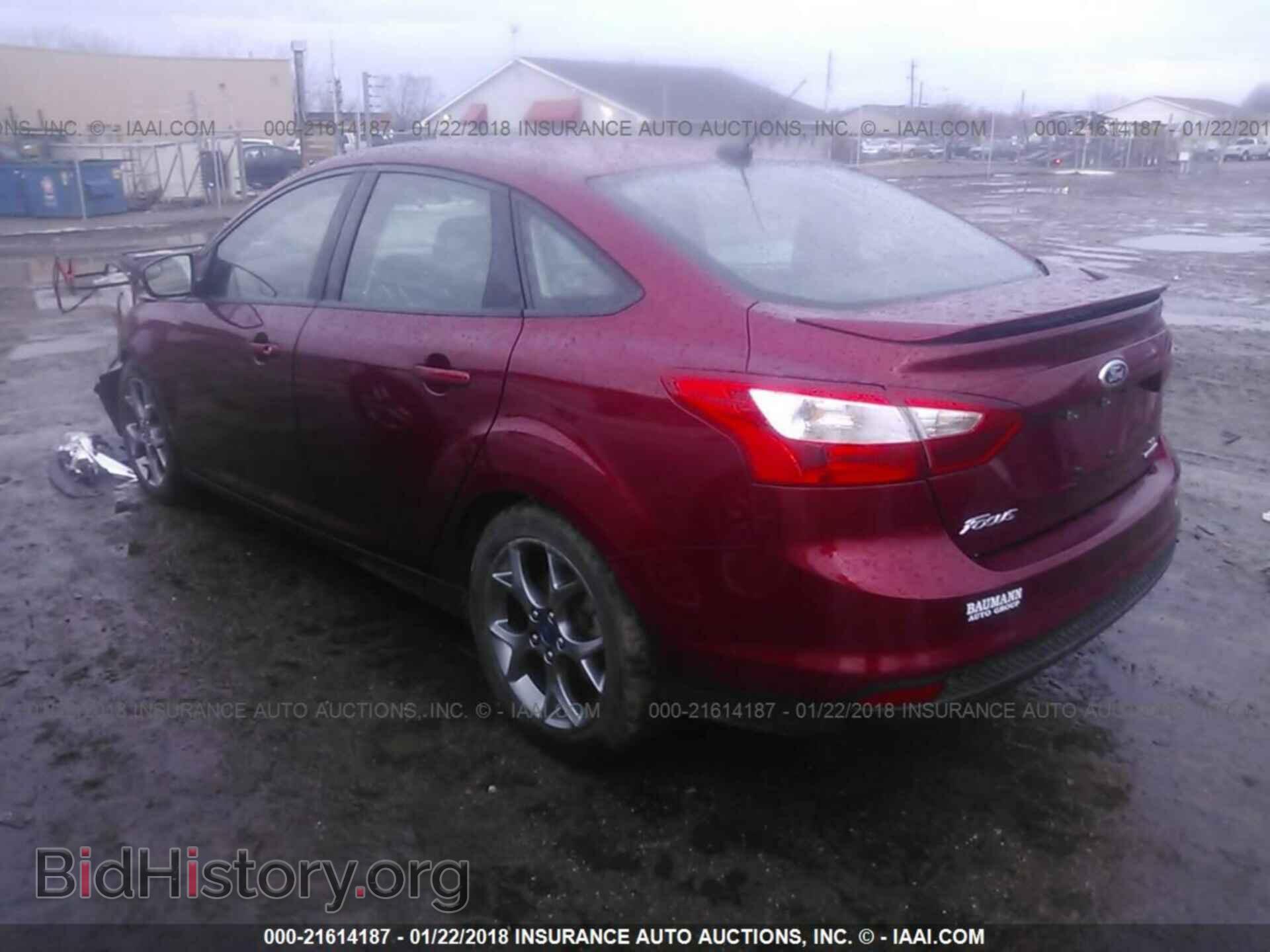 2014 Ford Focus - VIN: 1FADP3F20EL167302 - Photo 3