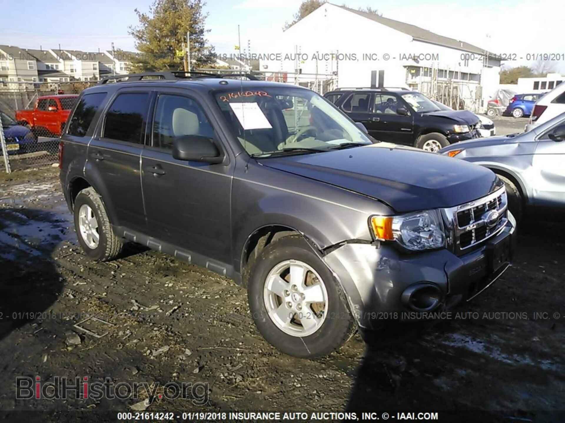 Photo 1FMCU0D78CKA12443 - Ford Escape 2012