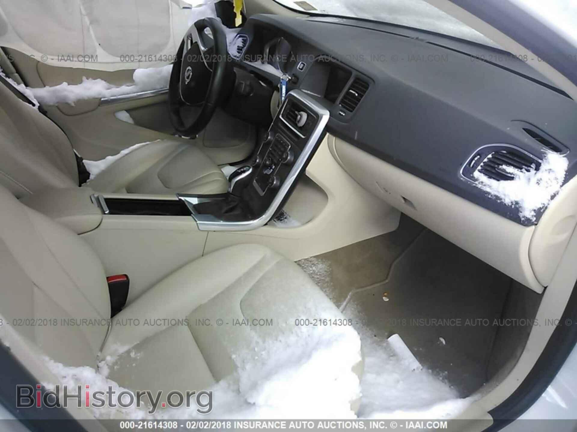 2015 Volvo S60 - VIN: YV126MFB2F1316472 - Фото 5