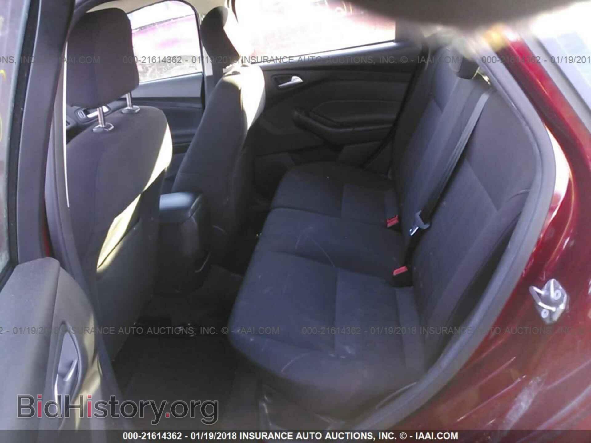 2016 Ford Focus - VIN: 1FADP3K23GL220549 - Photo 8