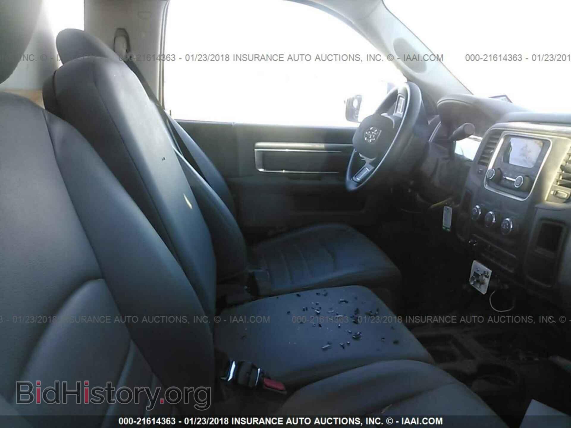 2017 Dodge 3500 - VIN: 3C7WRTBJ6HG619719 - Фото 5