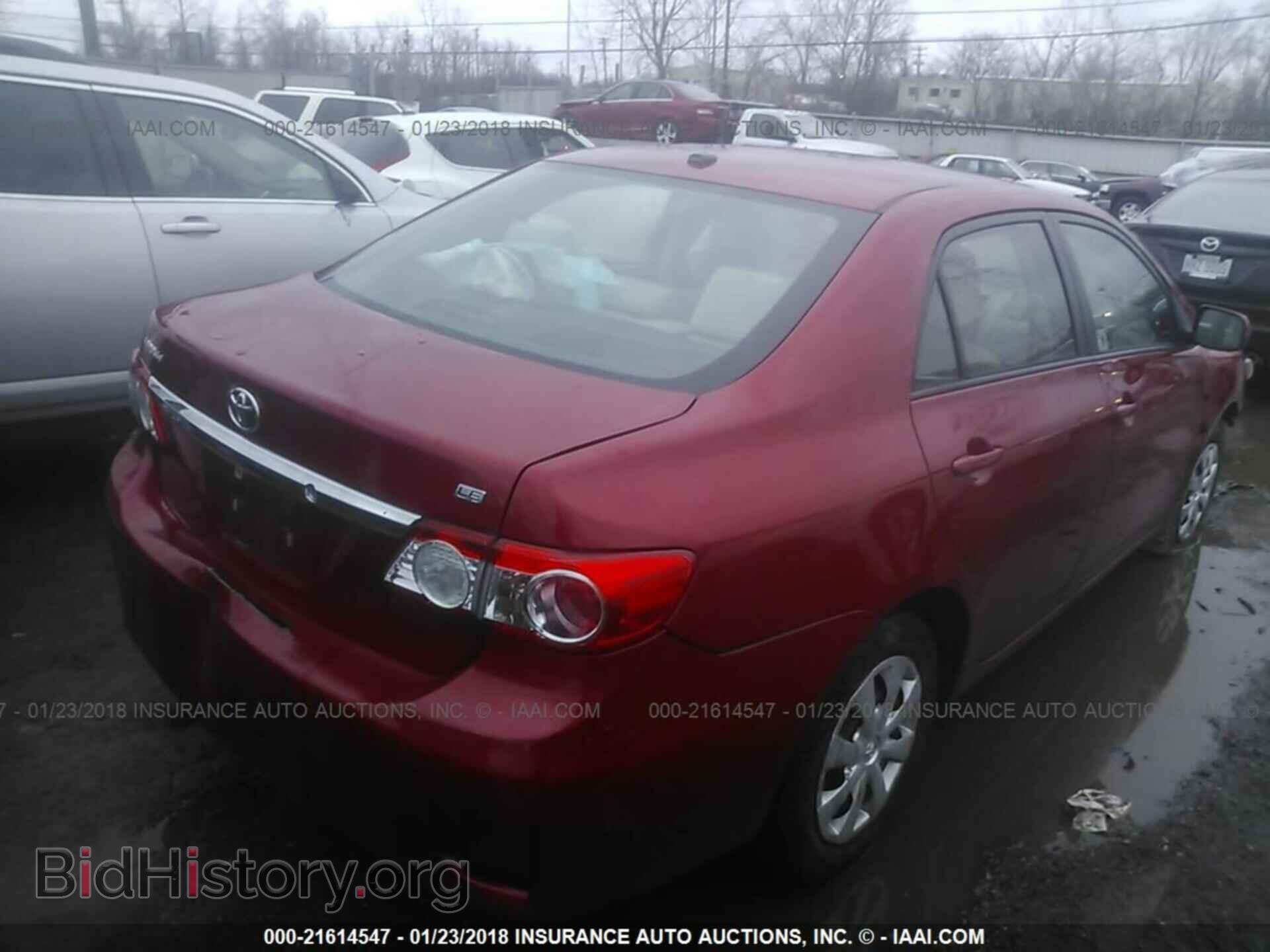 2011 Toyota Corolla - VIN: 2T1BU4EE5BC745652 - Photo 4