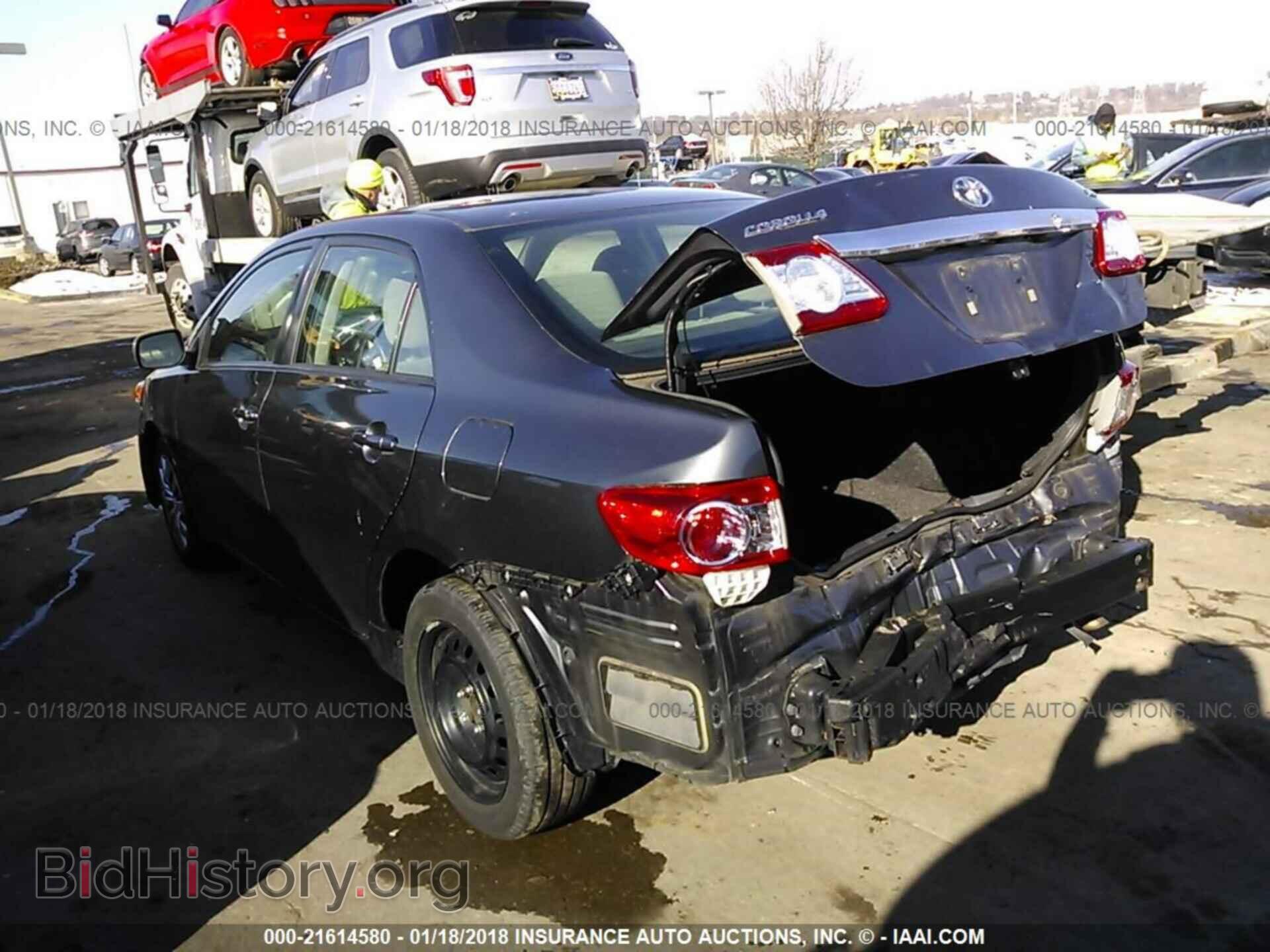 2012 Toyota Corolla - VIN: 2T1BU4EE6CC886828 - Фото 3