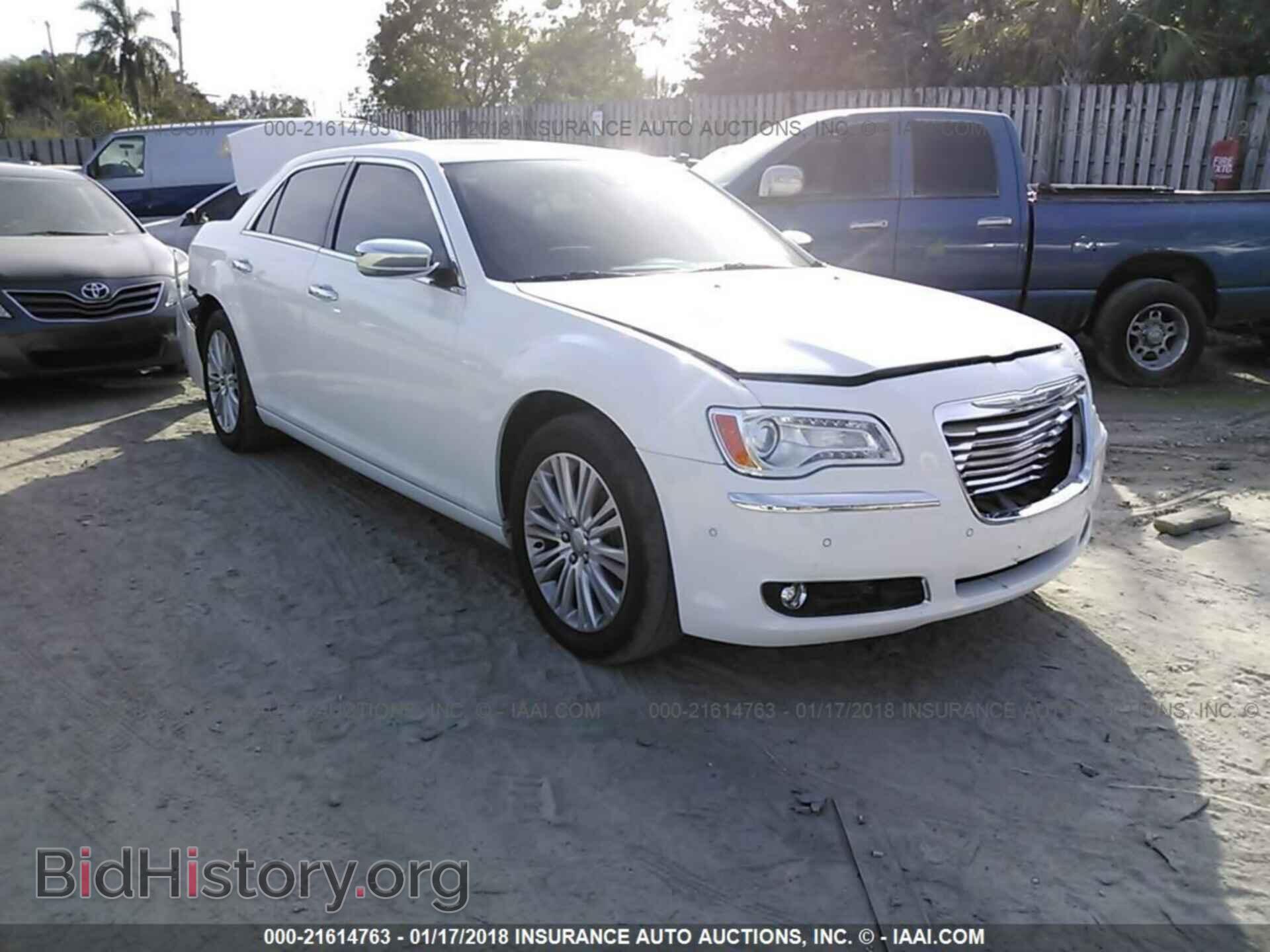 Фотография 2C3CCAKG3DH602482 - Chrysler 300c 2013
