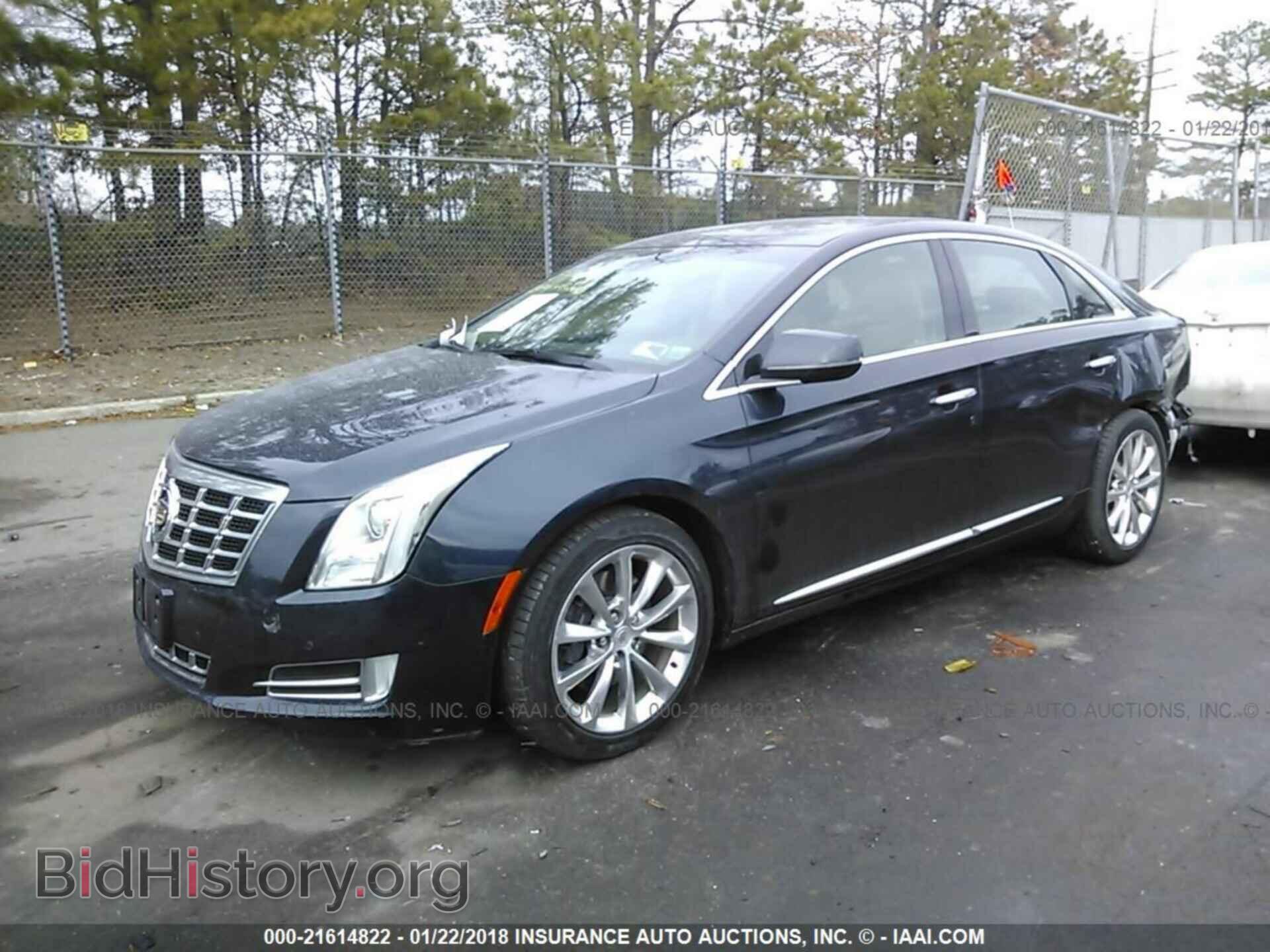 2013 Cadillac Xts - VIN: 2G61P5S30D9172208 - Photo 2