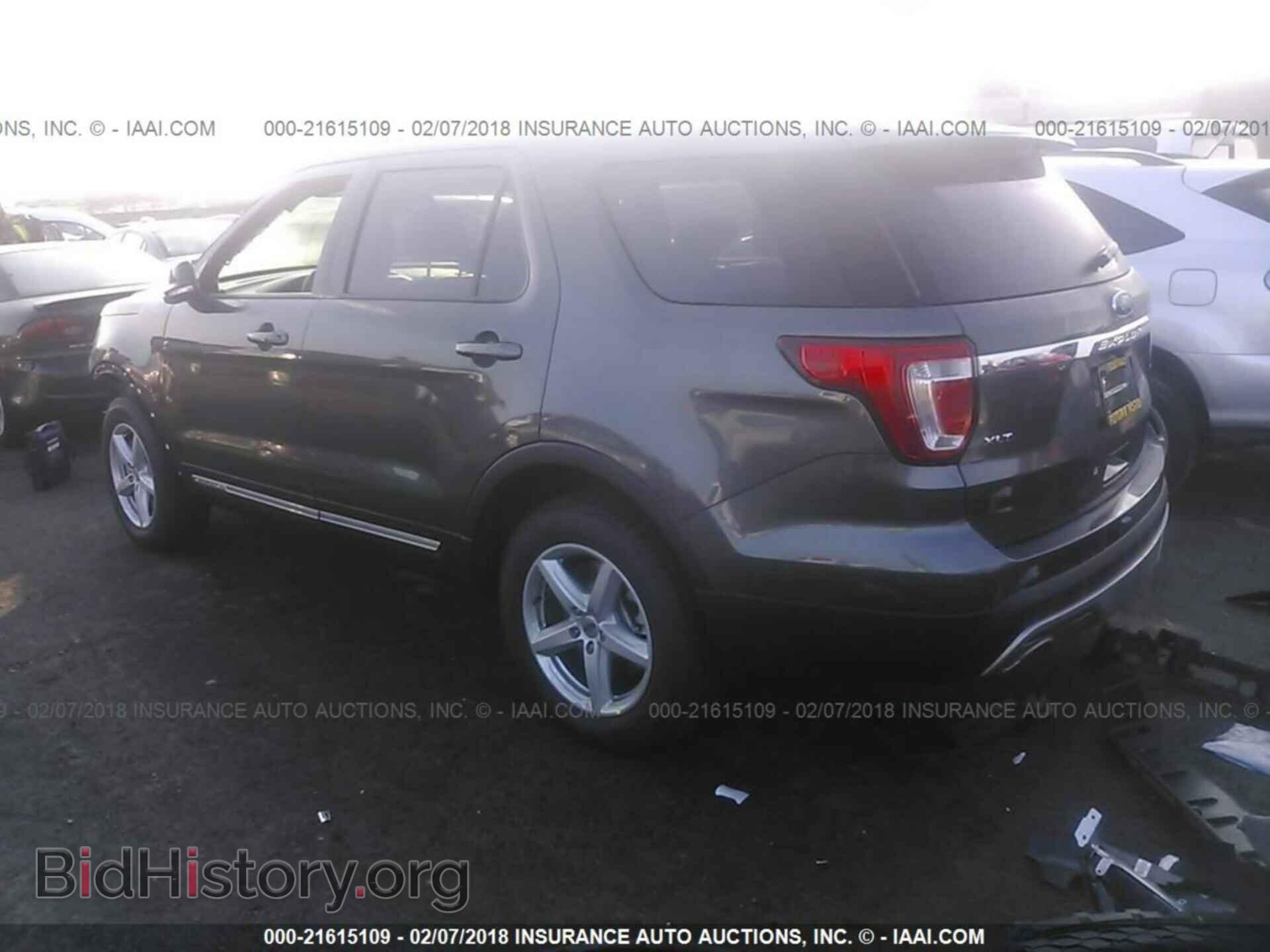 2017 Ford Explorer - VIN: 1FM5K8DH7HGE39192 - Photo 3