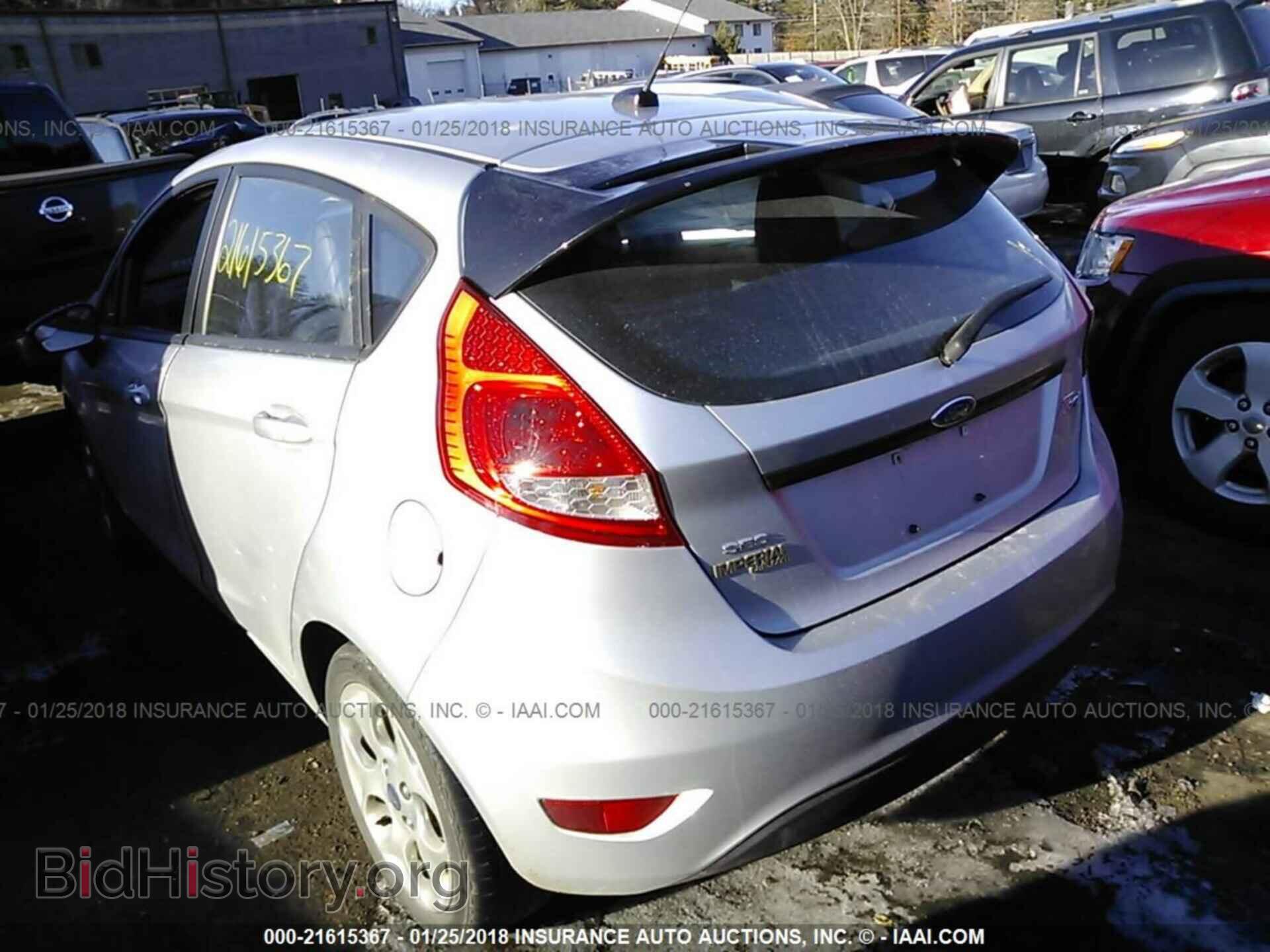 2012 Ford Fiesta - VIN: 3FADP4FJ4CM180160 - Фото 3