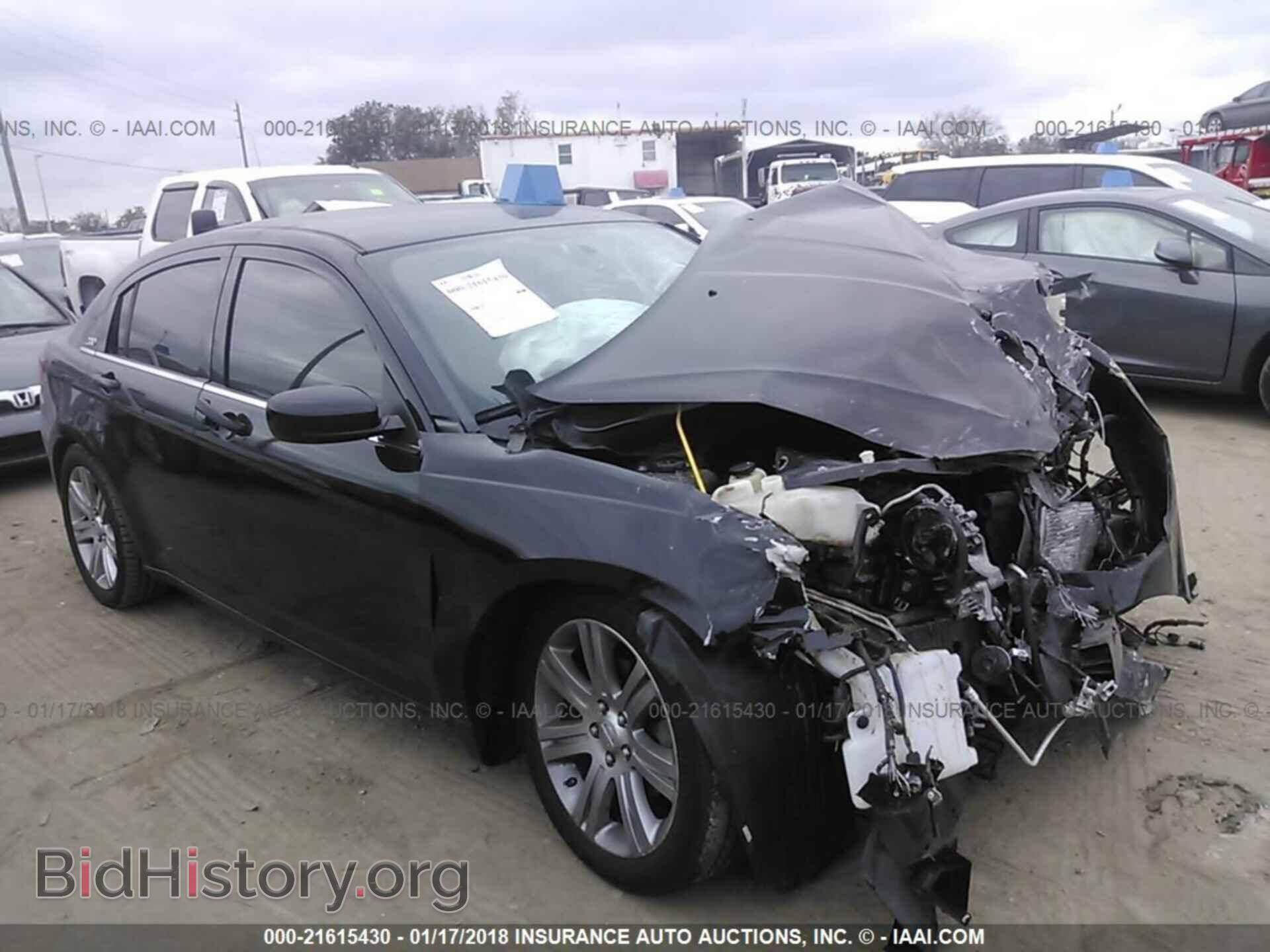 Фотография 1C3CCBBB4EN120624 - Chrysler 200 2014