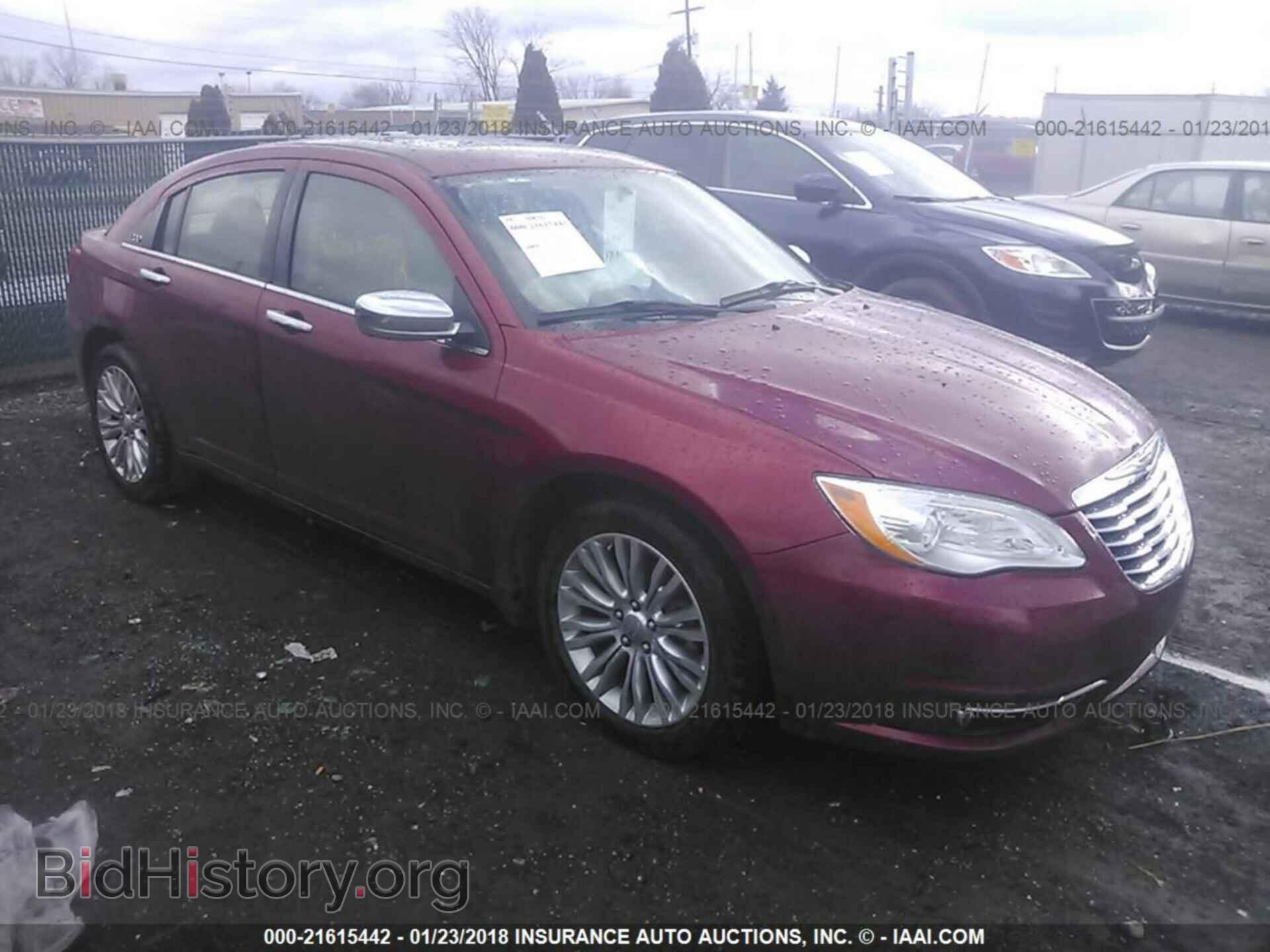 Photo 1C3BC2FB4BN504730 - Chrysler 200 2011