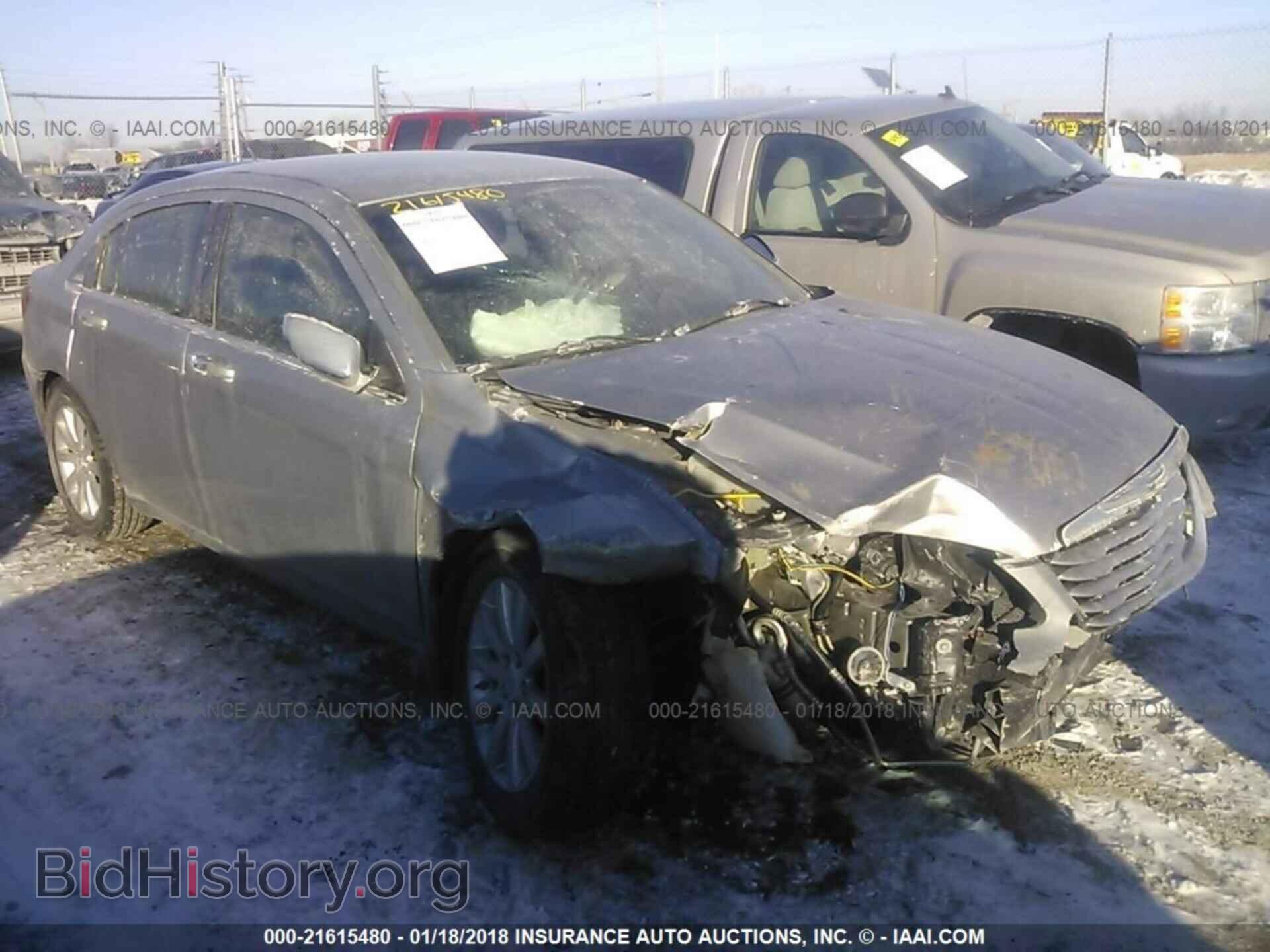 Photo 1C3CCBBB3DN602581 - Chrysler 200 2013