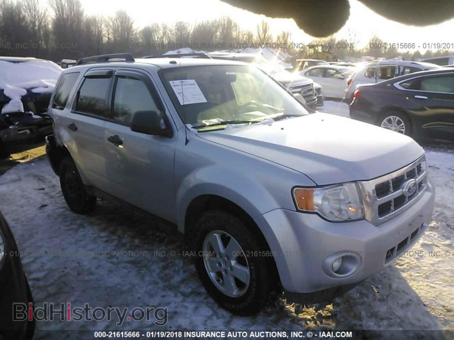 Photo 1FMCU9D72CKC48865 - Ford Escape 2012