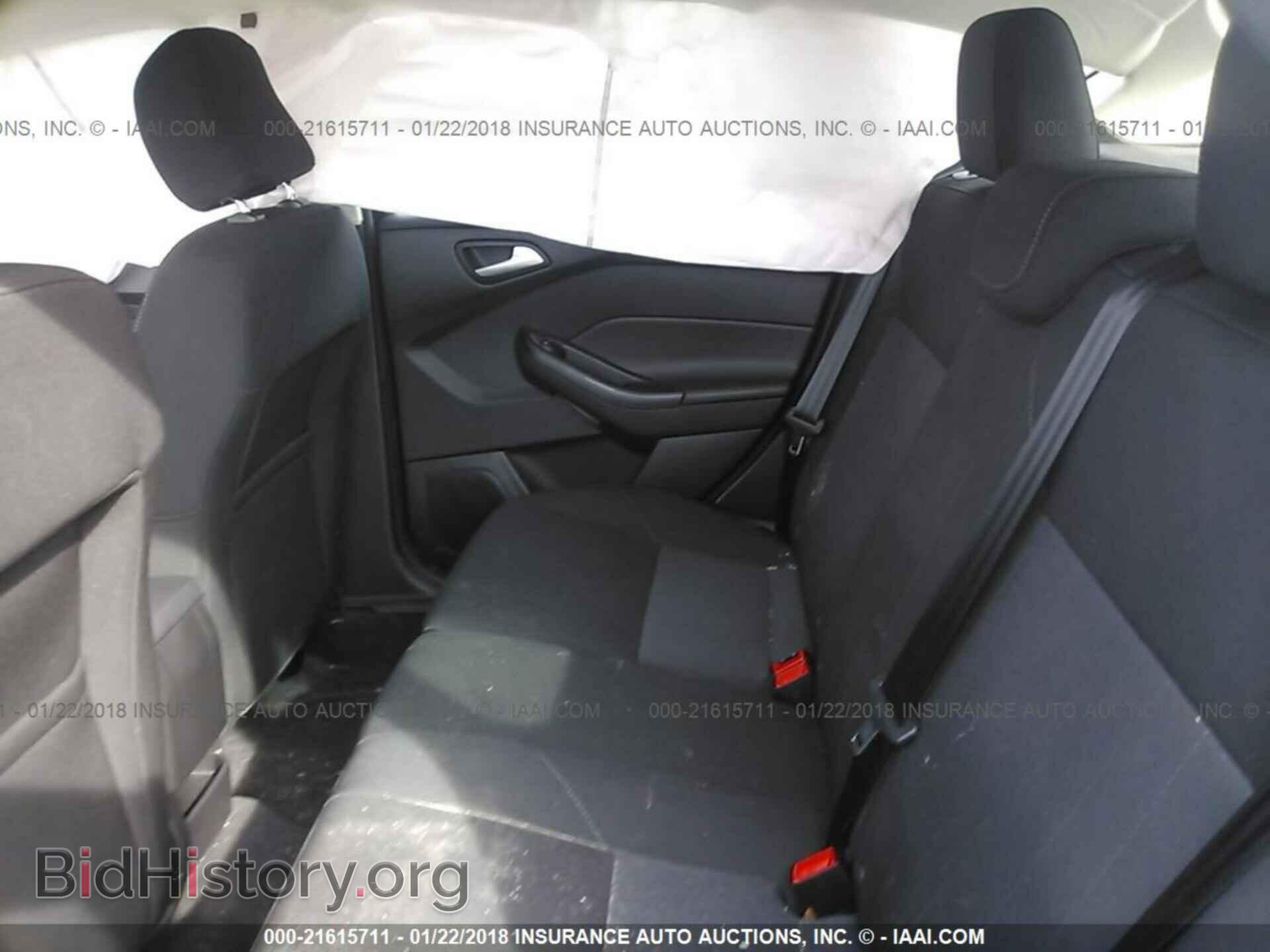 2017 Ford Focus - VIN: 1FADP3K26HL311879 - Фото 8