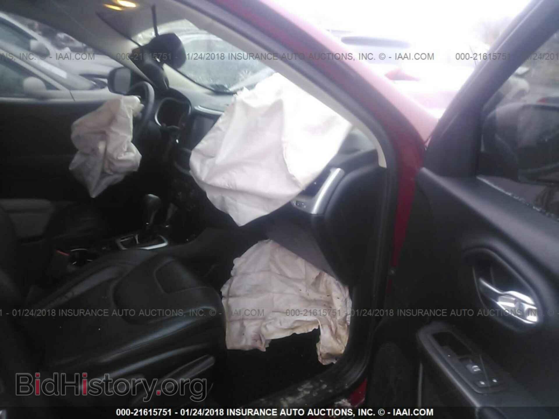 2017 Jeep Cherokee - VIN: 1C4PJMBS8HW530498 - Photo 5
