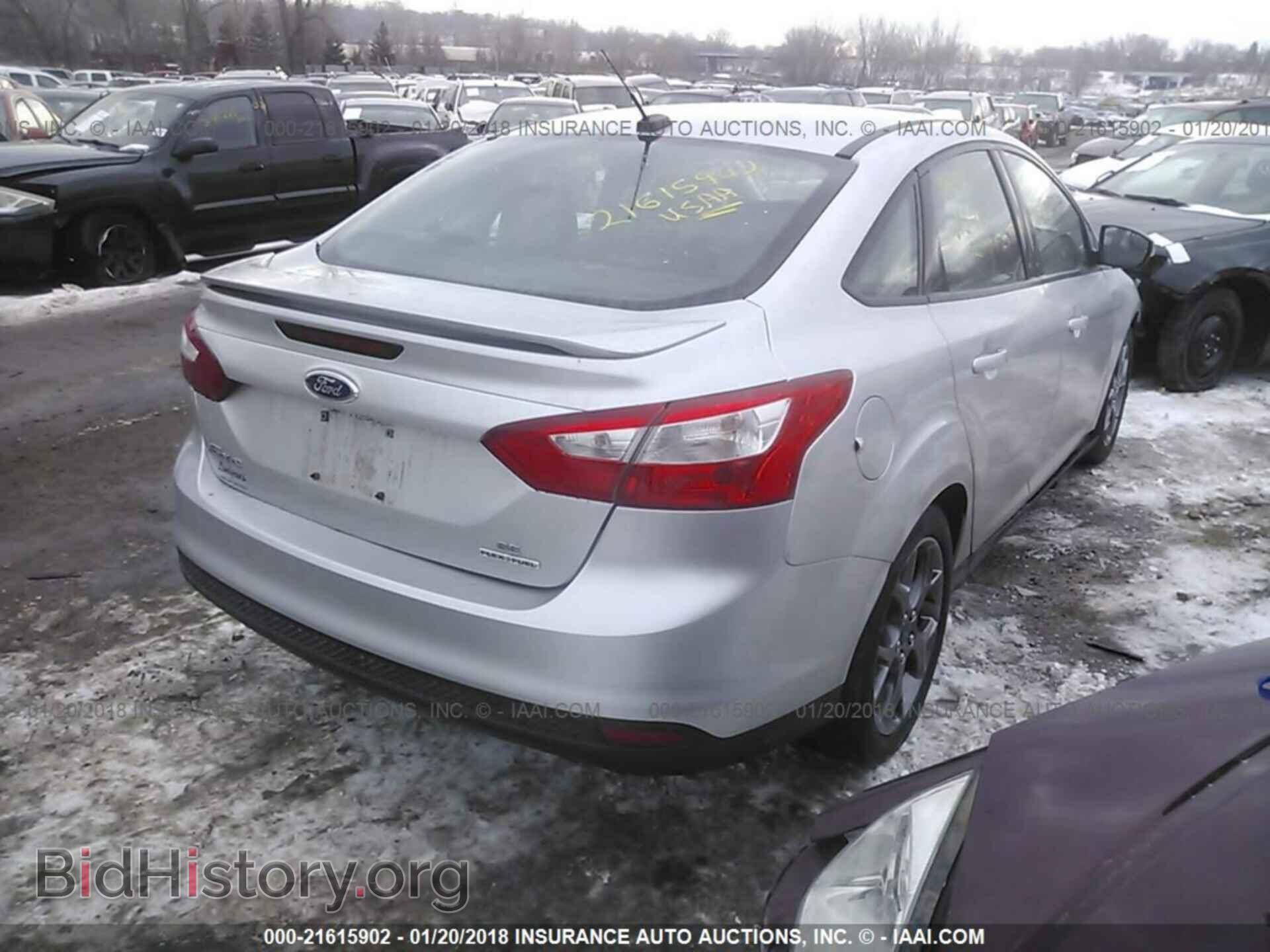 2014 Ford Focus - VIN: 1FADP3F27EL294161 - Фото 4