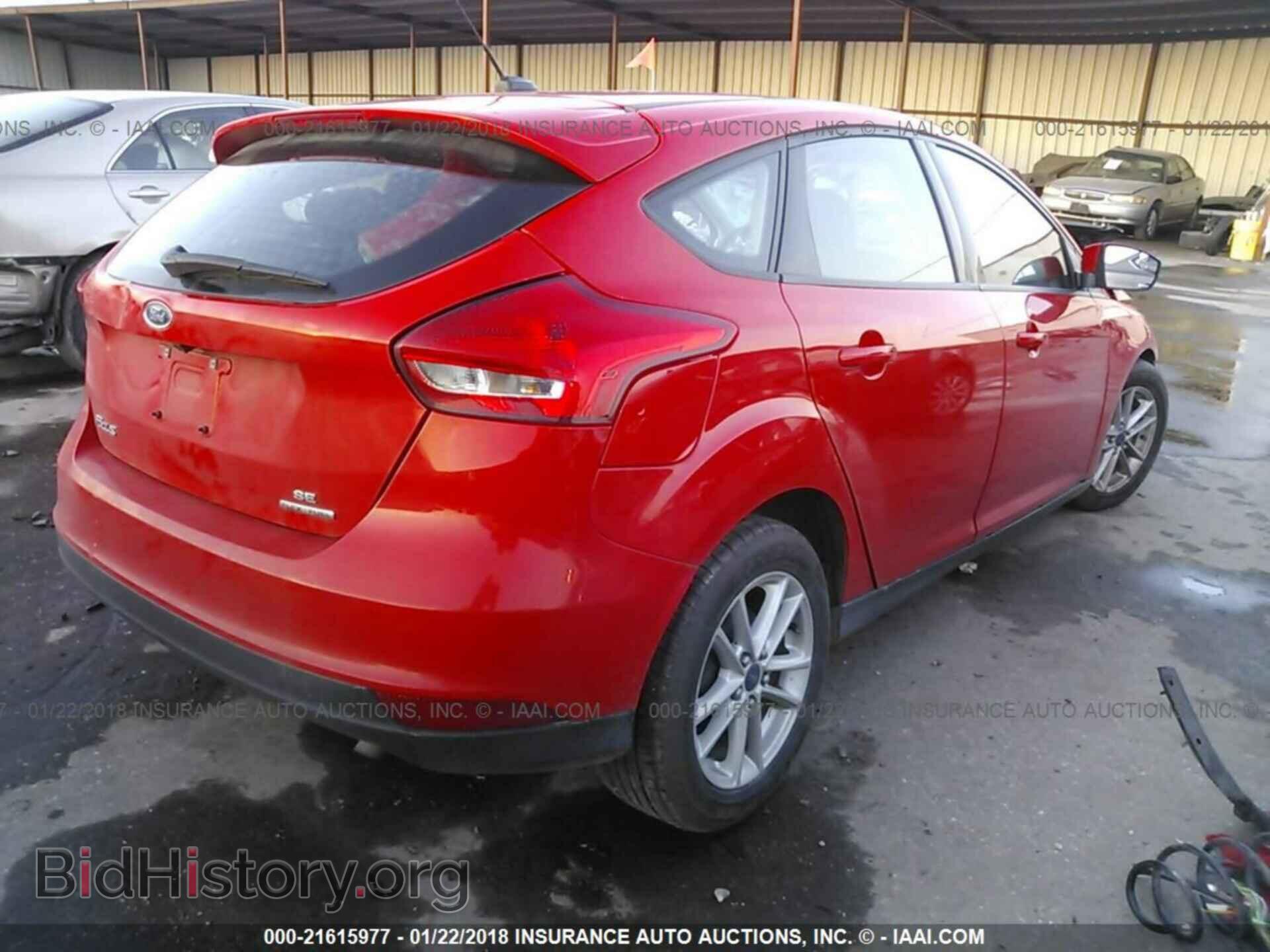 2016 Ford Focus - VIN: 1FADP3K27GL204970 - Фото 4