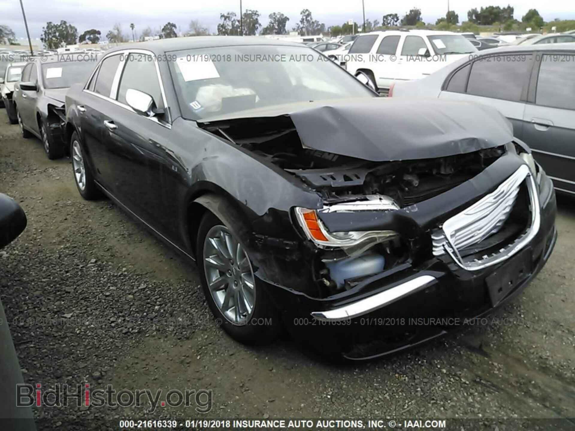 Фотография 2C3CCAET1DH661605 - Chrysler 300c 2013