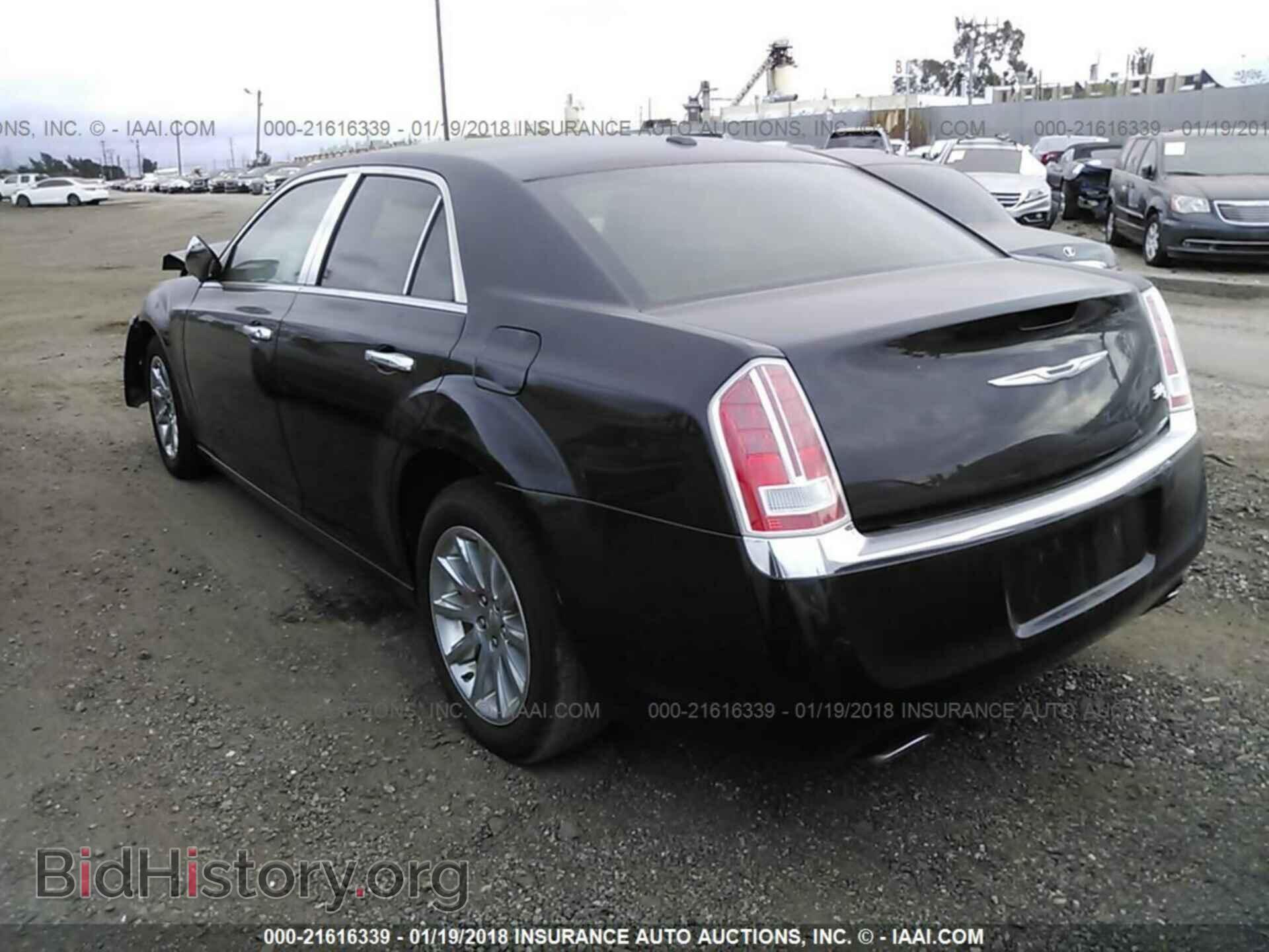 2013 Chrysler 300c - VIN: 2C3CCAET1DH661605 - Фото 3