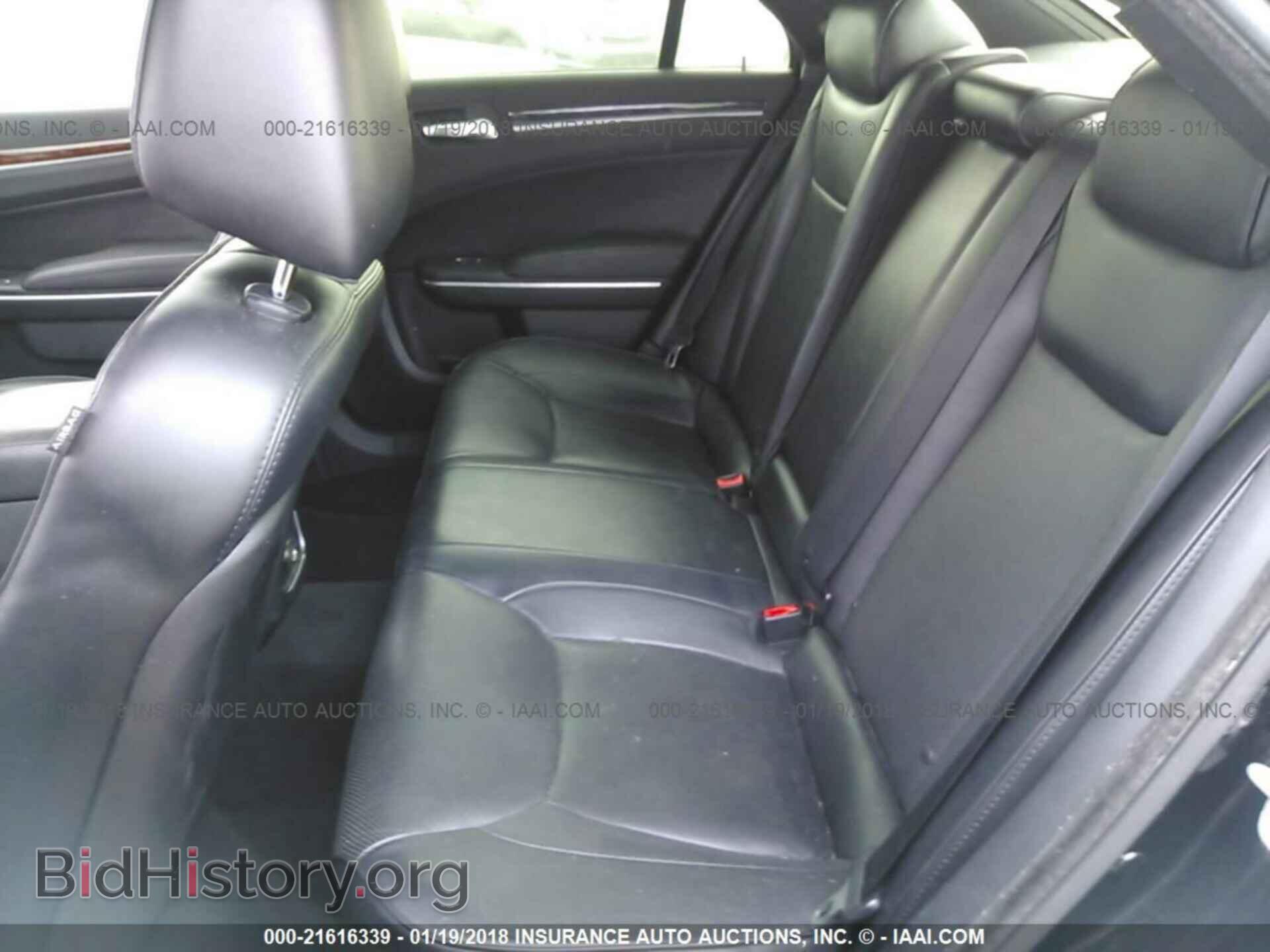 2013 Chrysler 300c - VIN: 2C3CCAET1DH661605 - Фото 8