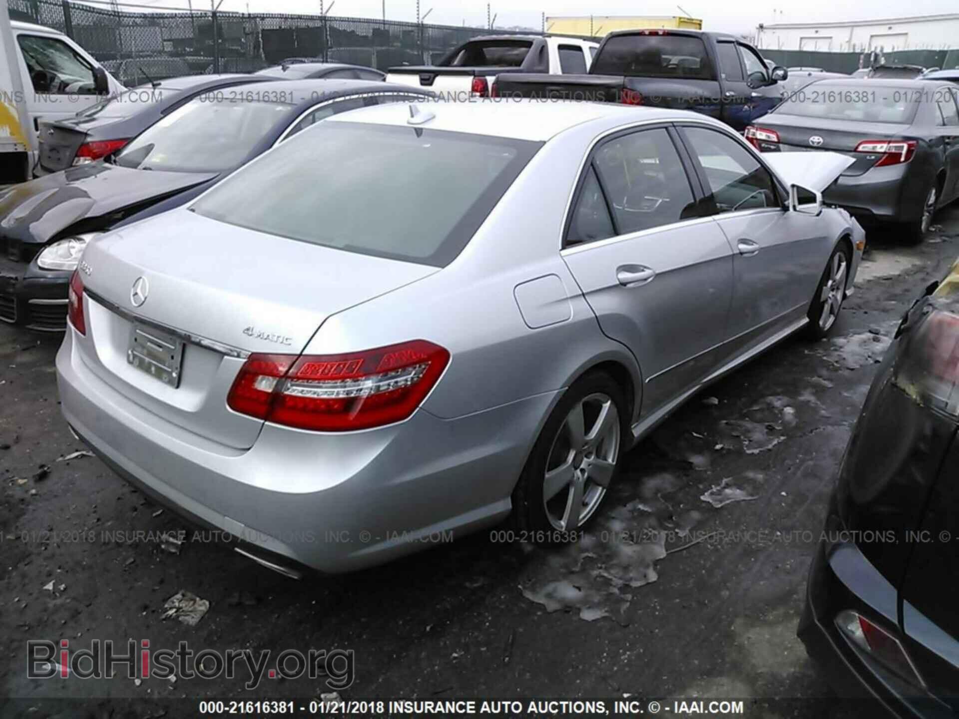 2011 Mercedes-benz E - VIN: WDDHF8HB2BA291996 - Photo 4