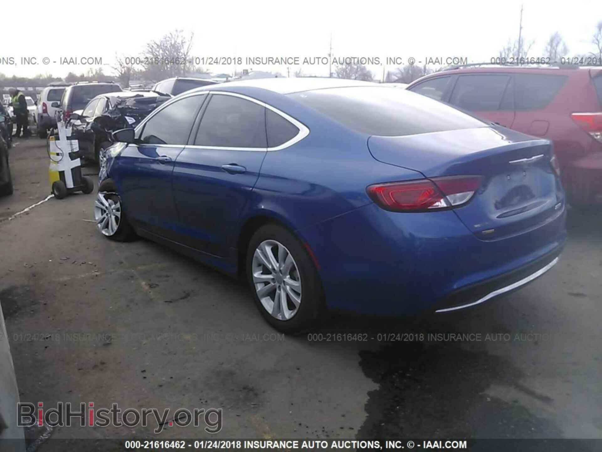 2015 Chrysler 200 - VIN: 1C3CCCAB4FN687182 - Photo 3