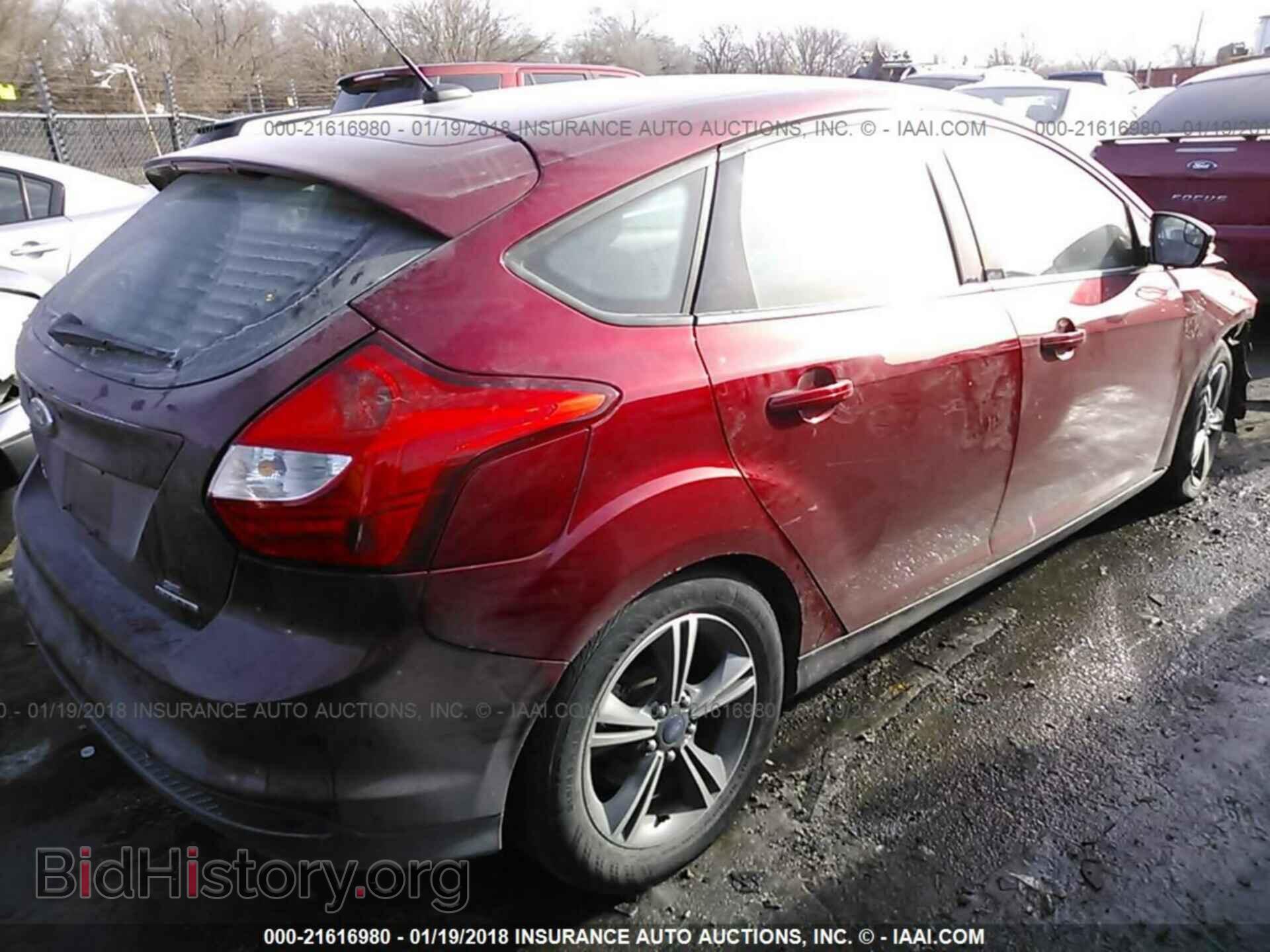 2014 Ford Focus - VIN: 1FADP3K27EL213391 - Фото 4