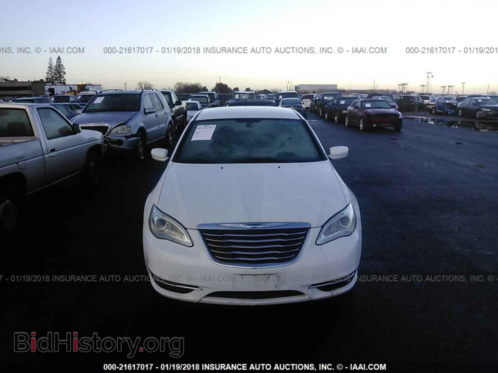 2013 Chrysler 200 - VIN: 1C3CCBAB3DN691893 - Photo 6