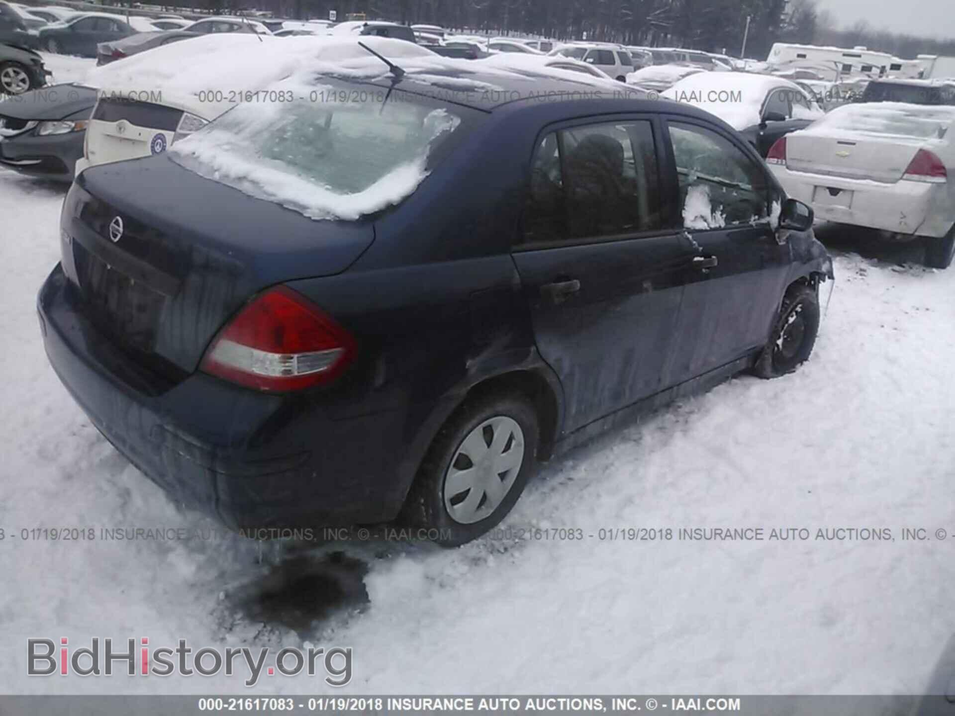 2011 Nissan Versa - VIN: 3N1CC1AP1BL387902 - Фото 4