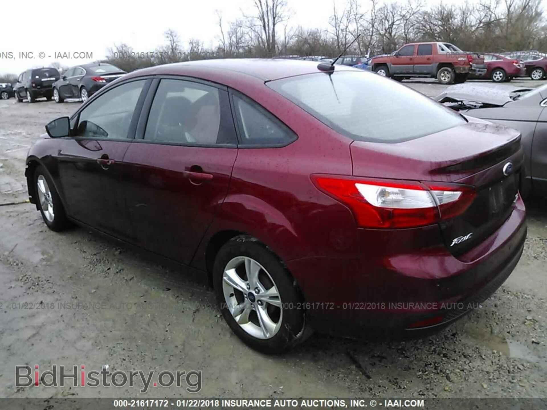 2014 Ford Focus - VIN: 1FADP3F21EL228589 - Фото 3