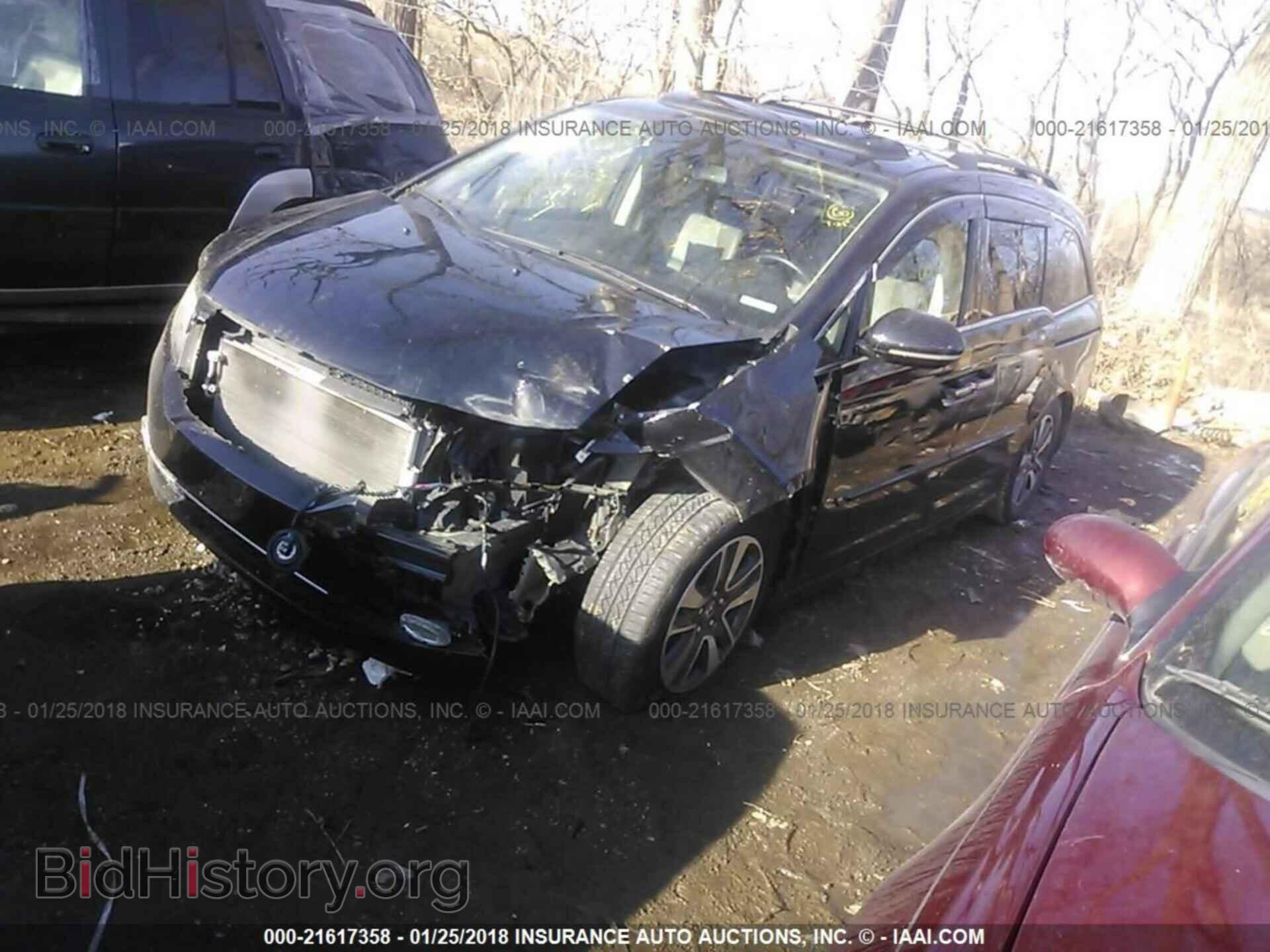 2014 Honda Odyssey - VIN: 5FNRL5H96EB076152 - Фото 2