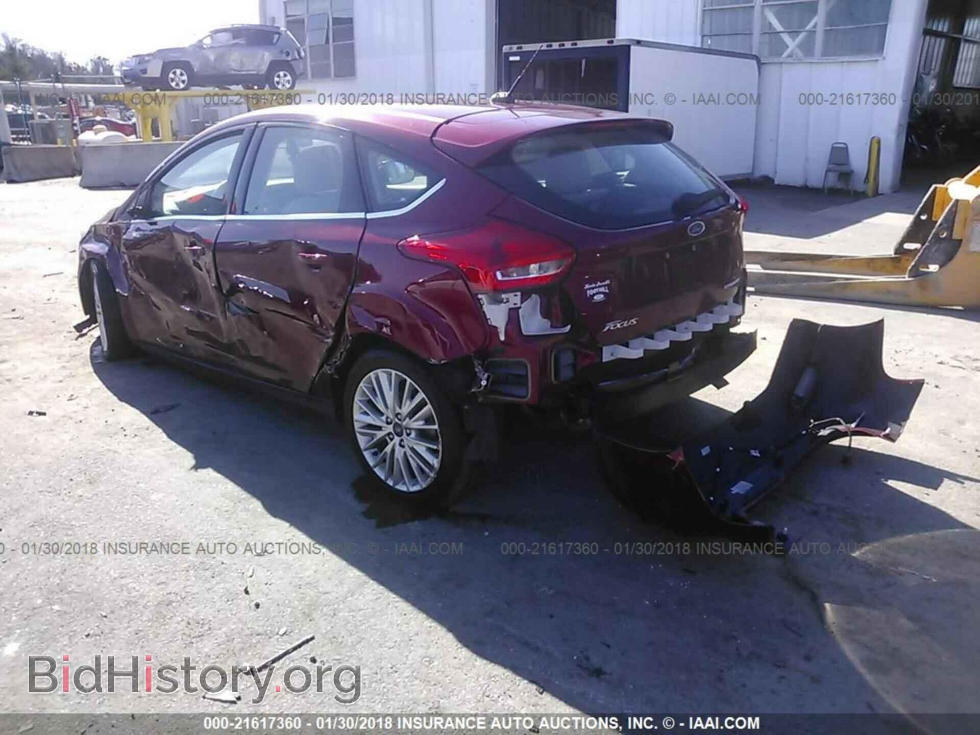 2016 Ford Focus - VIN: 1FADP3N22GL330553 - Фото 3