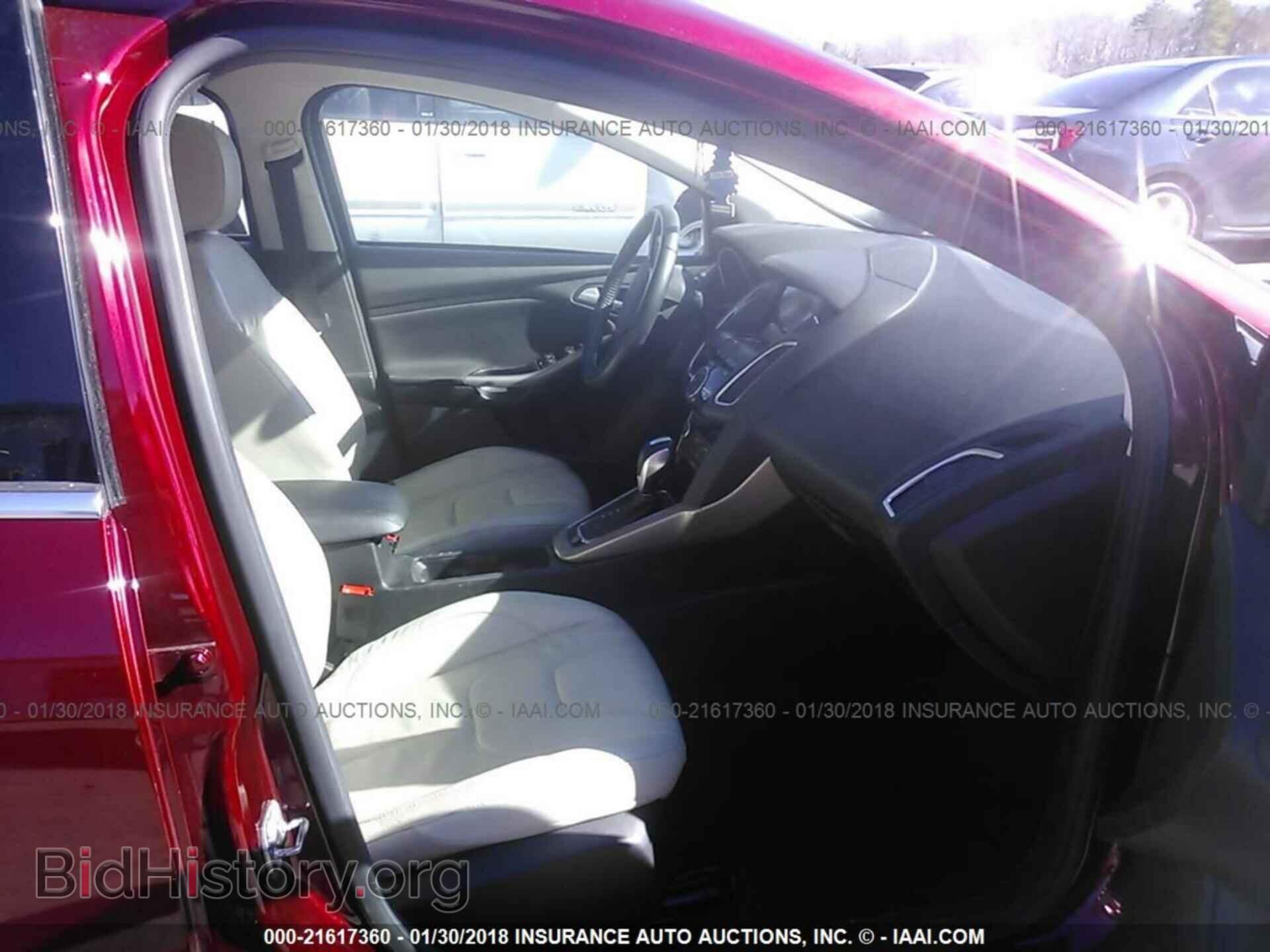 2016 Ford Focus - VIN: 1FADP3N22GL330553 - Фото 5